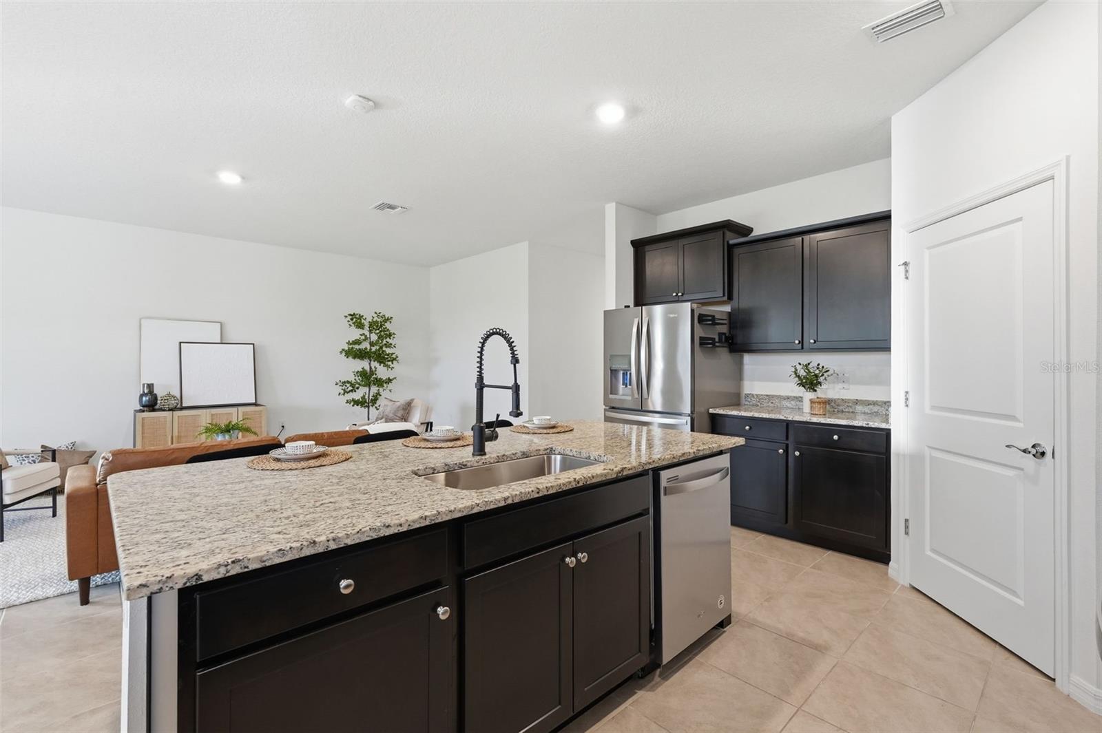 Image 8 of 35 For 3844 Mossy Limb Court