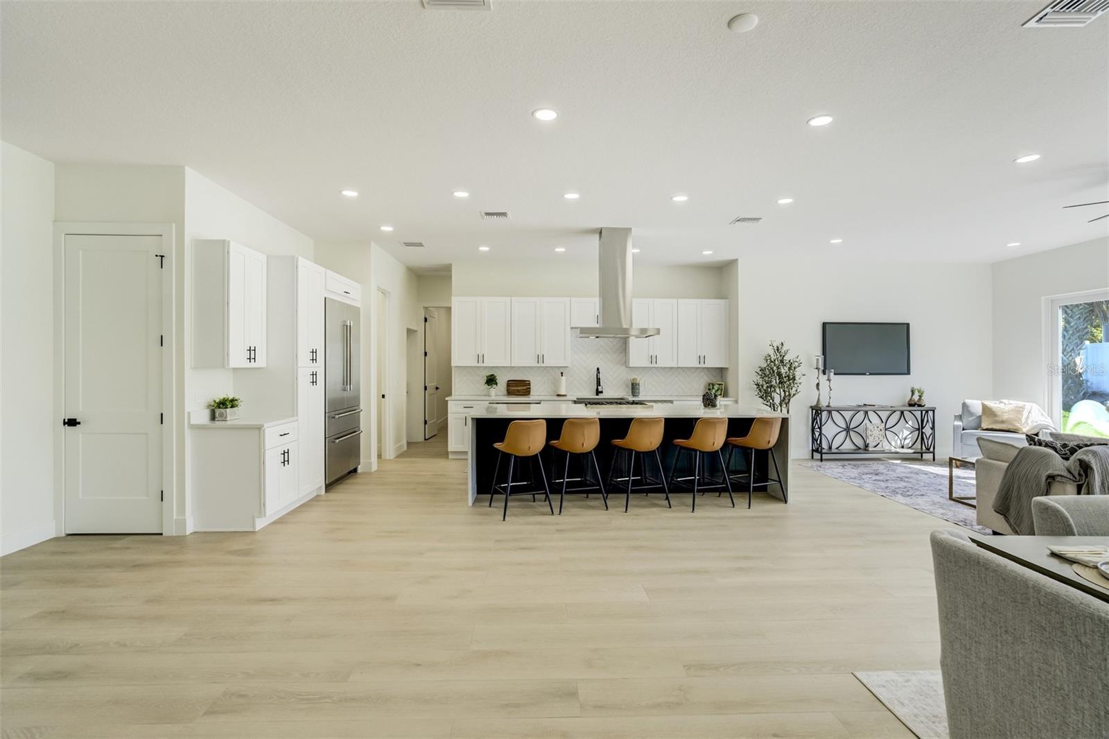 Image 8 of 37 For 319 Cedar Lane