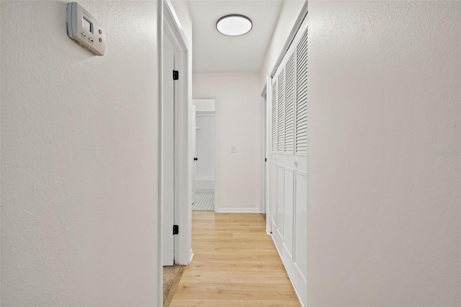 Image 13 of 30 For 13922 Briardale Lane