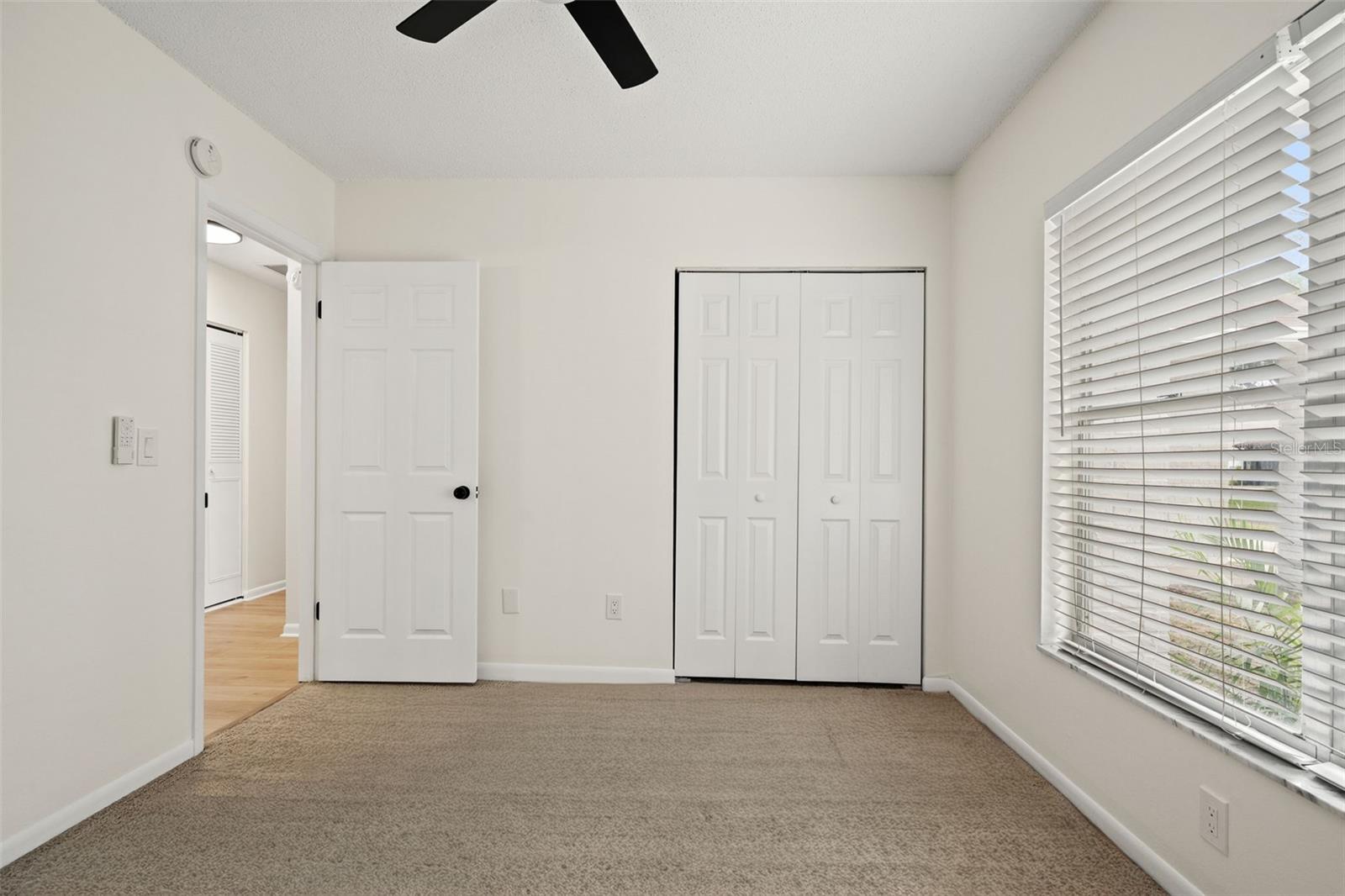 Image 21 of 30 For 13922 Briardale Lane