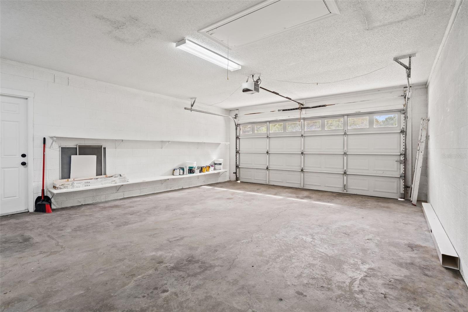 Image 25 of 30 For 13922 Briardale Lane