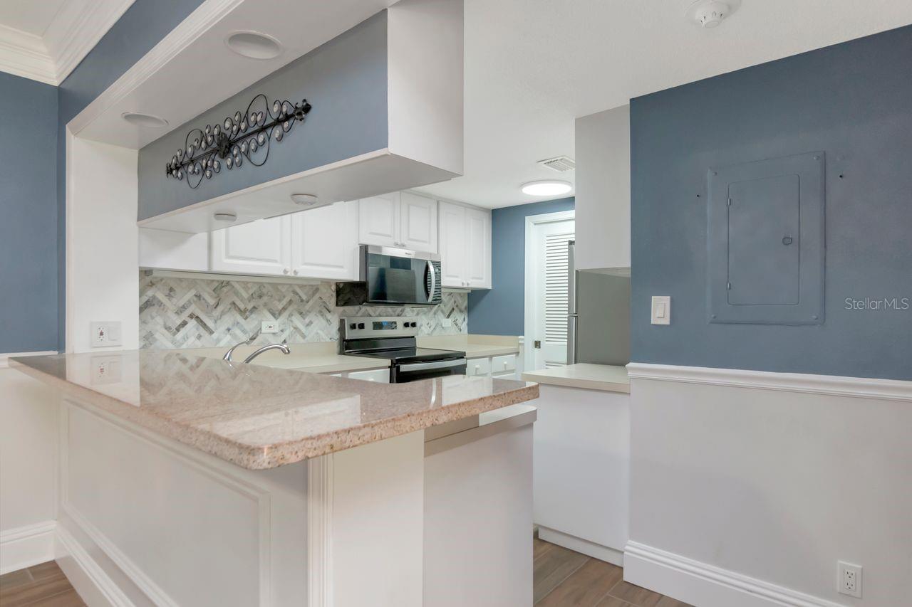 Image 17 of 46 For 36750 Us Highway 19 N 7-108