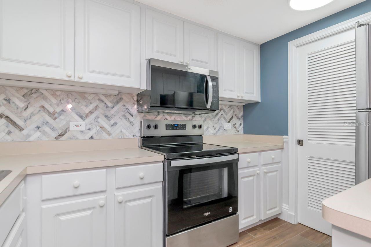 Image 19 of 46 For 36750 Us Highway 19 N 7-108