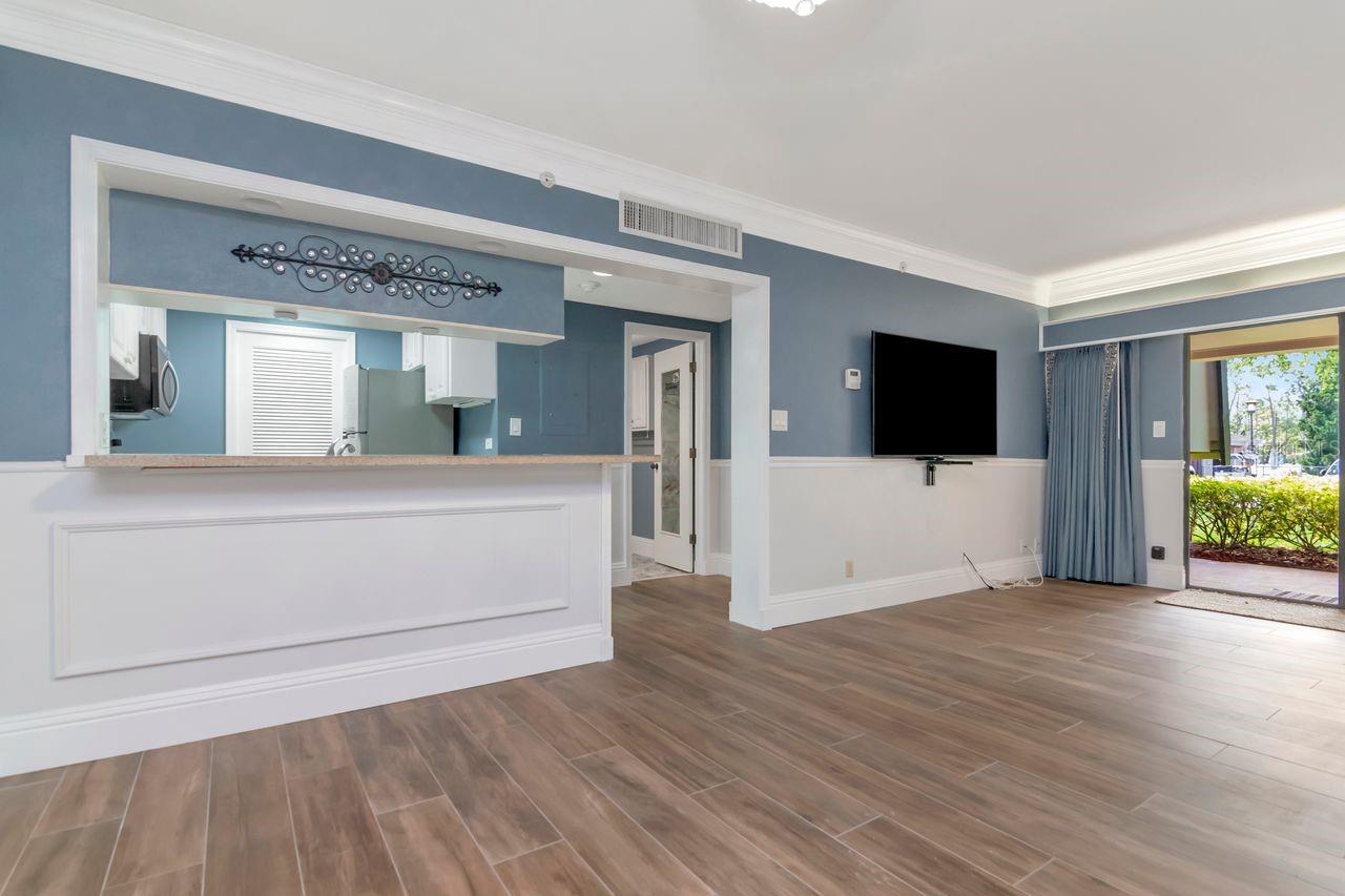 Image 28 of 46 For 36750 Us Highway 19 N 7-108