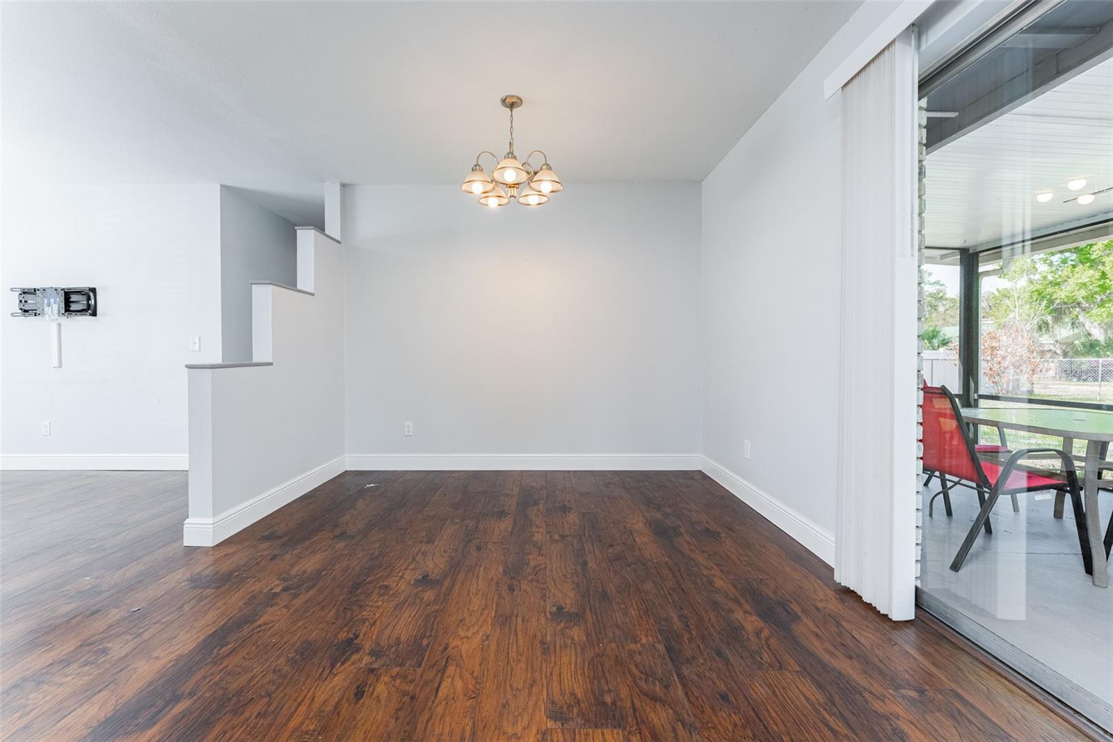 Image 14 of 45 For 5067 Black Birch Trail