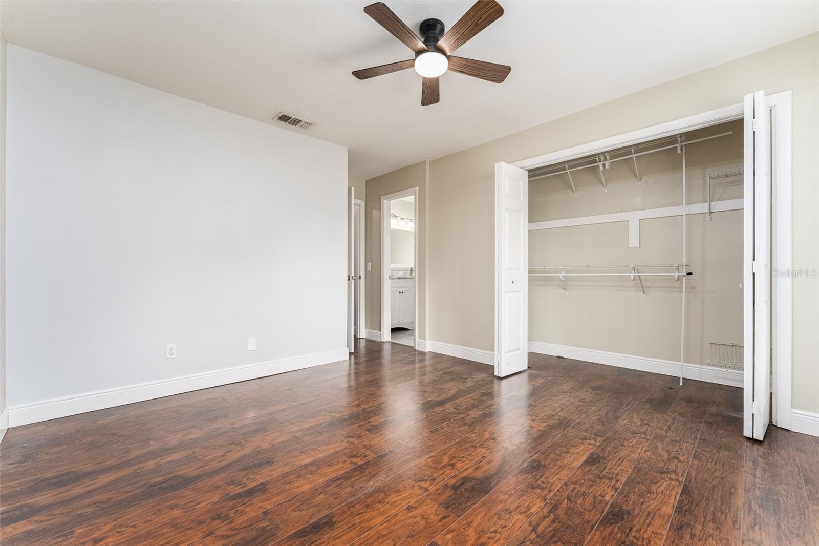 Image 21 of 45 For 5067 Black Birch Trail