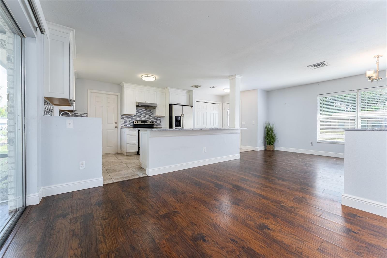 Image 9 of 45 For 5067 Black Birch Trail