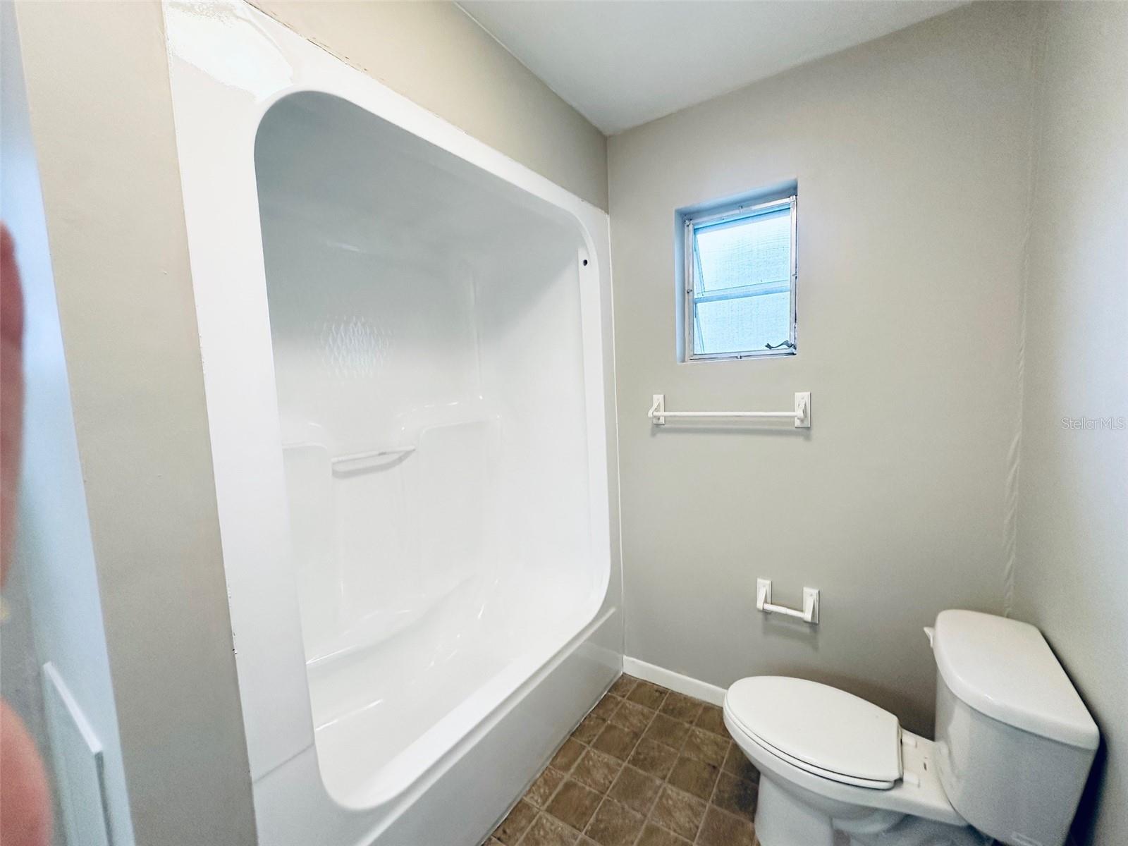 Image 12 of 16 For 1619 Pinewood Drive