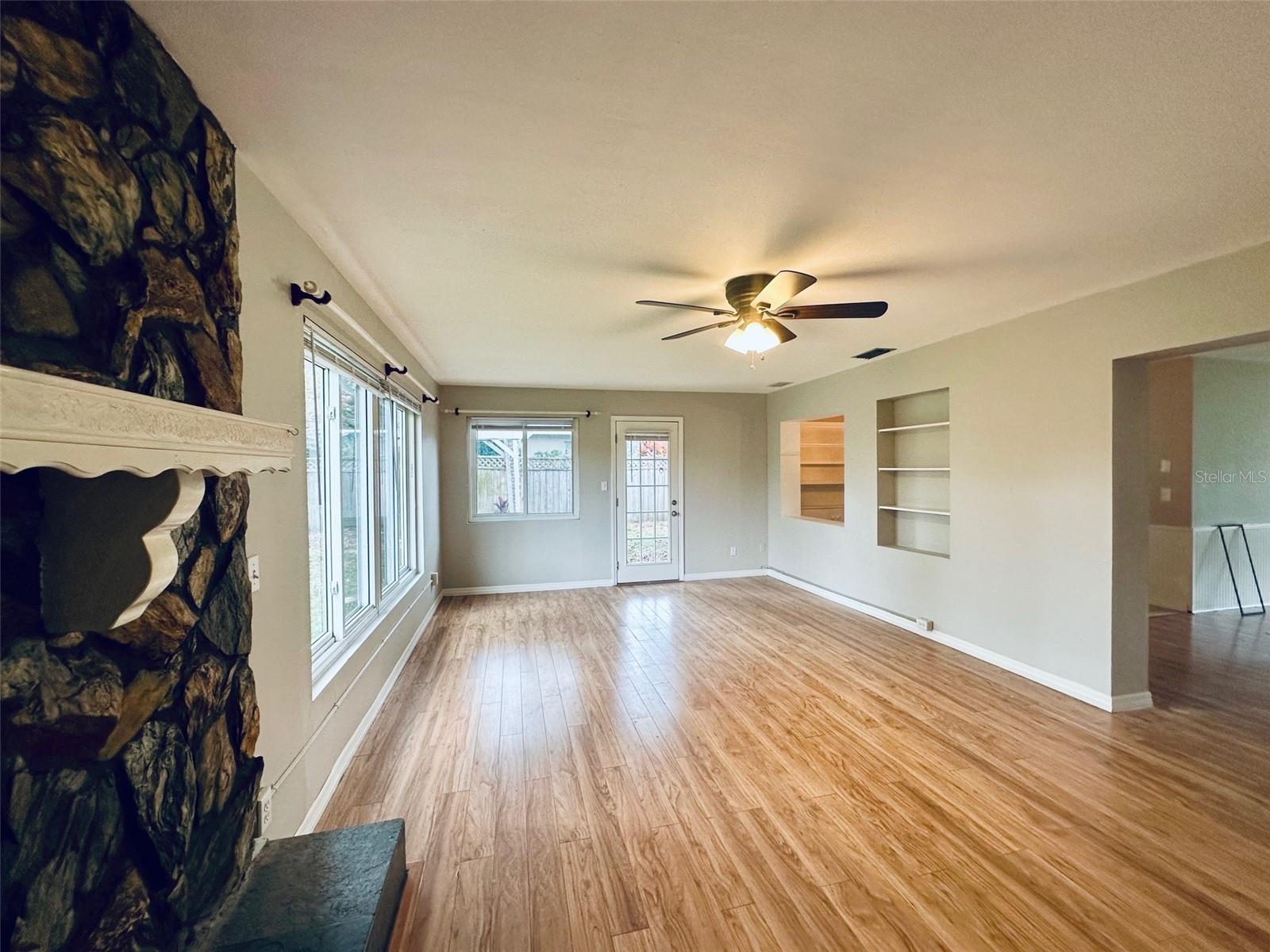 Image 15 of 16 For 1619 Pinewood Drive