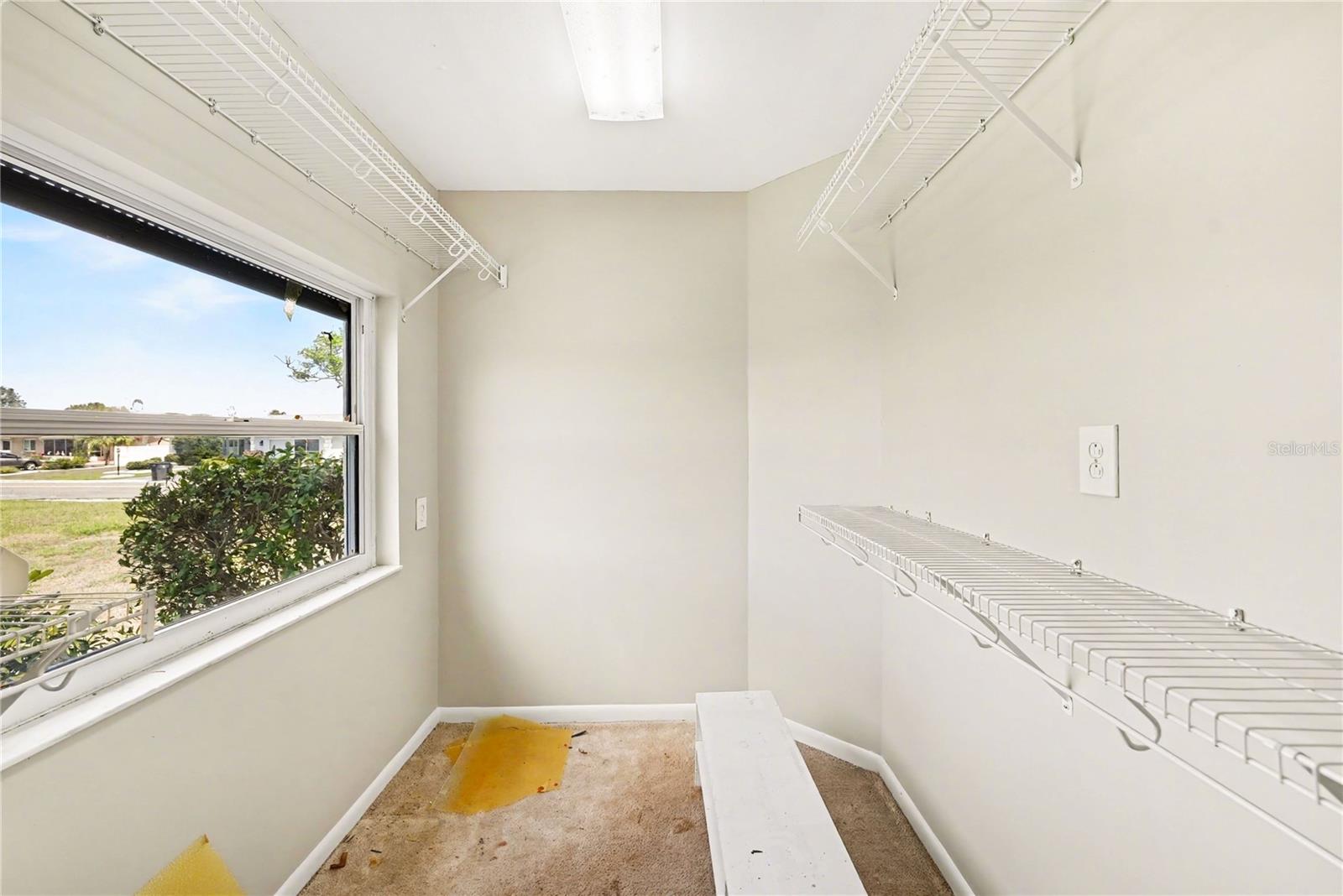 Image 10 of 25 For 1806 El Rancho Drive