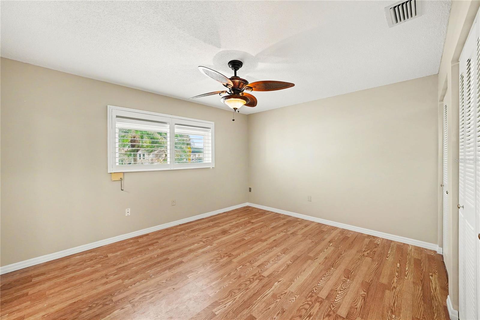 Image 17 of 25 For 1806 El Rancho Drive