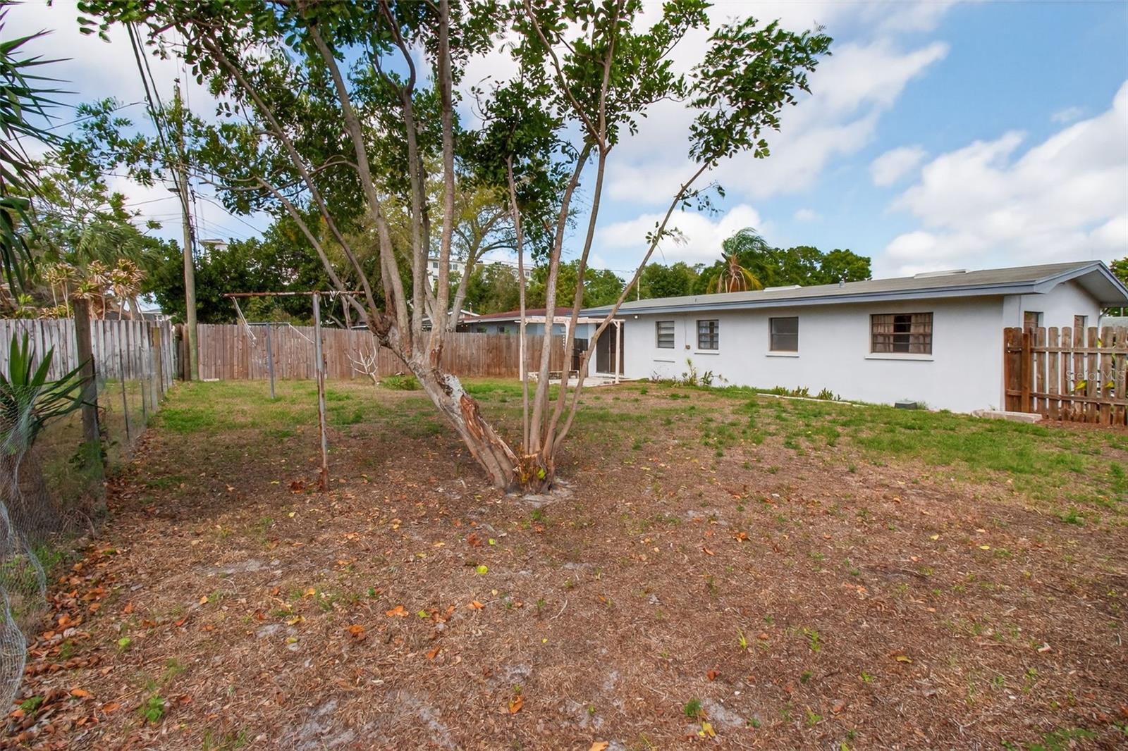 Image 35 of 44 For 1541 Illinois Road