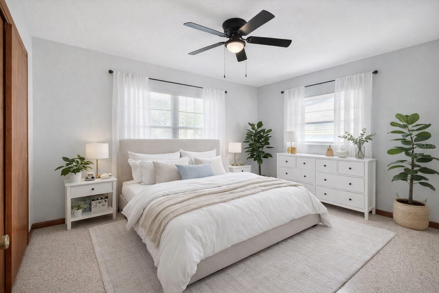 Image 4 of 44 For 1541 Illinois Road