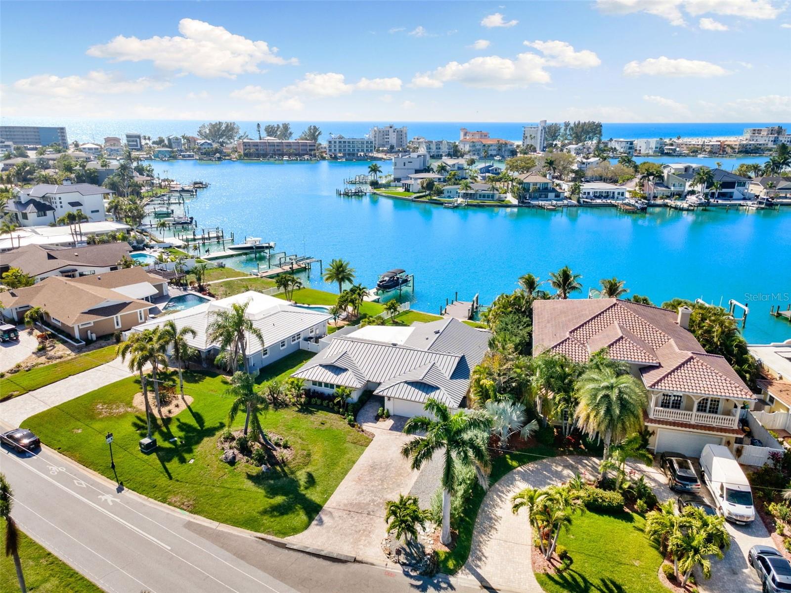 Image 2 of 82 For 10088 Paradise Boulevard