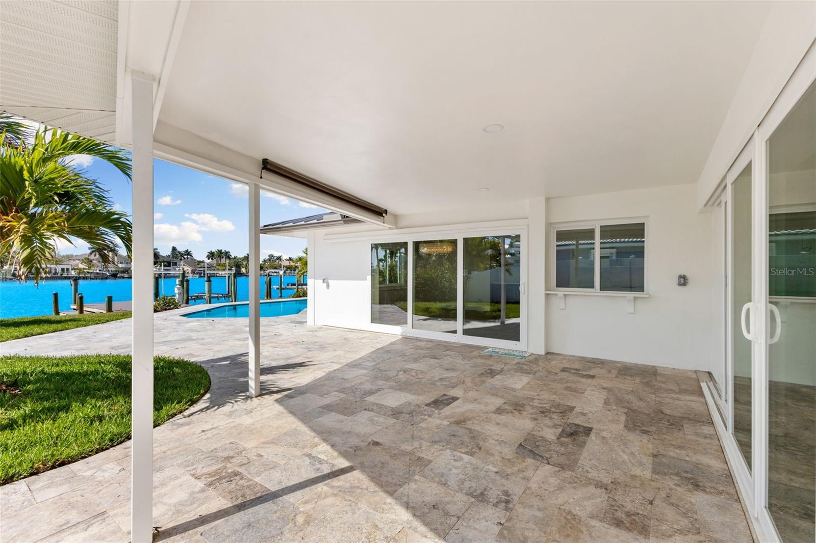 Image 27 of 82 For 10088 Paradise Boulevard