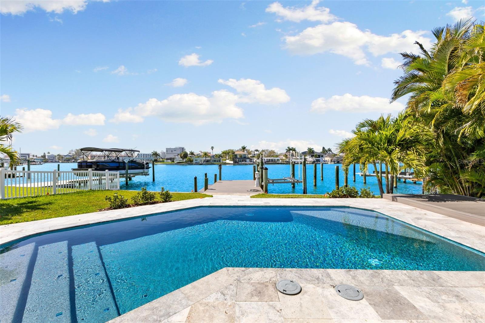 Image 48 of 82 For 10088 Paradise Boulevard