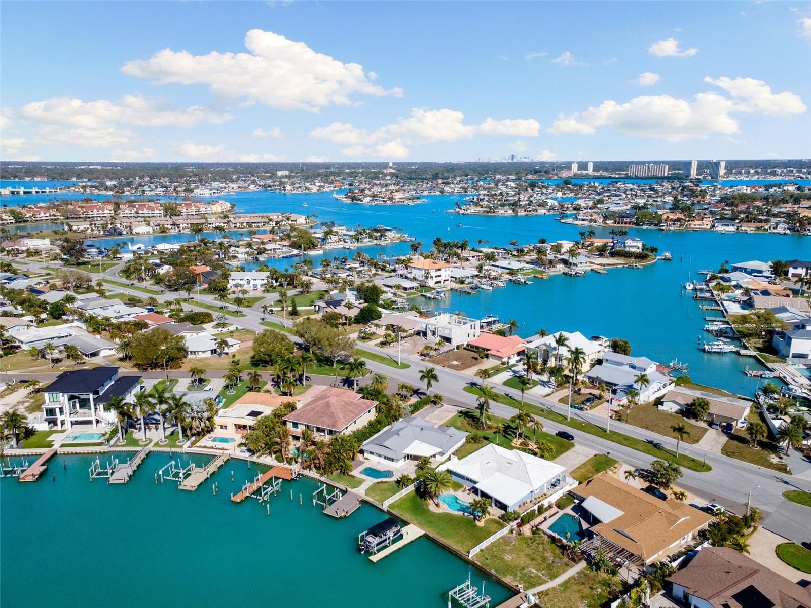 Image 56 of 82 For 10088 Paradise Boulevard