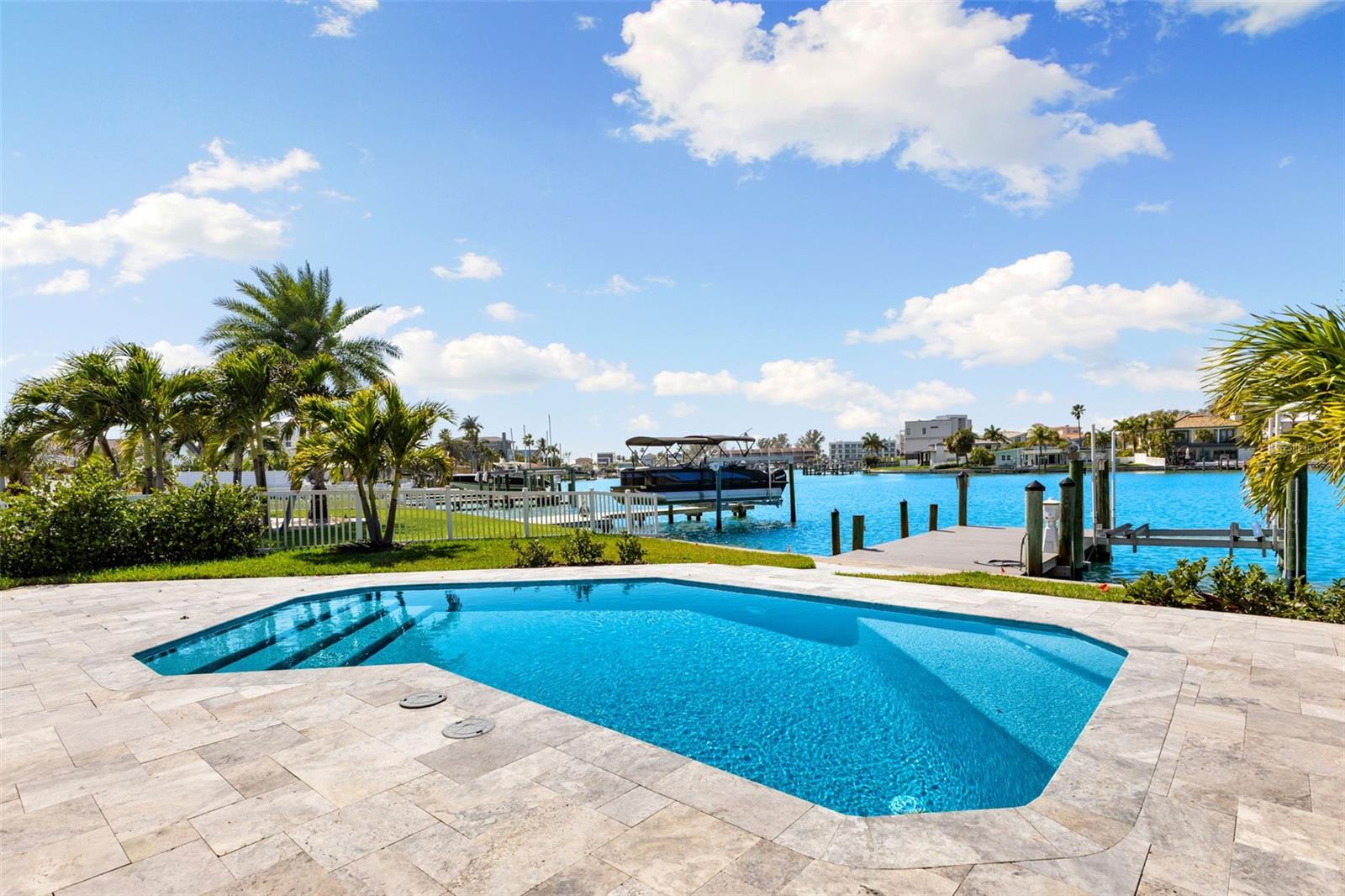 Image 59 of 82 For 10088 Paradise Boulevard