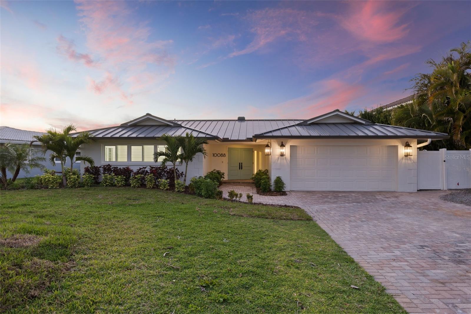 Image 66 of 82 For 10088 Paradise Boulevard