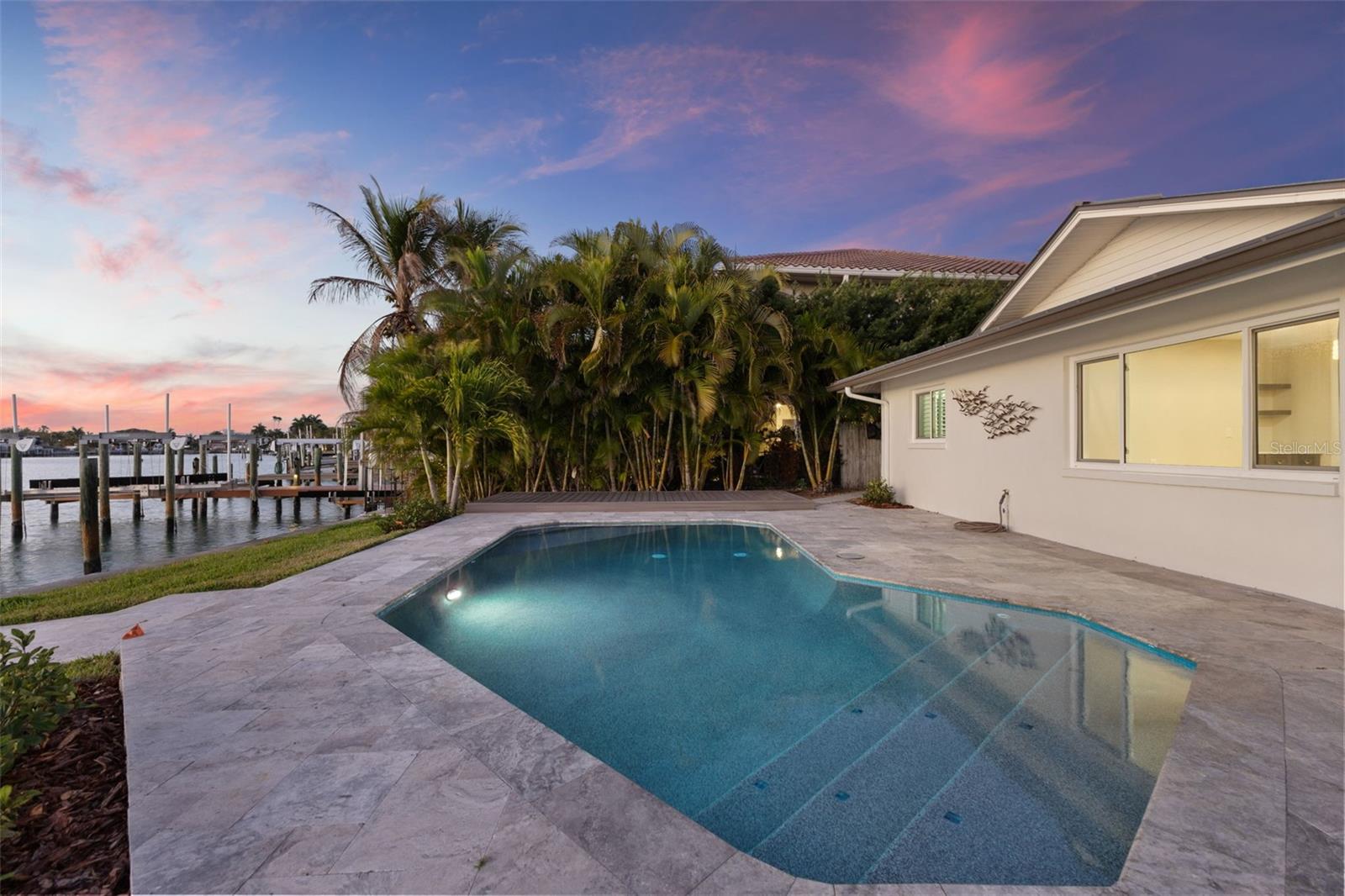 Image 74 of 82 For 10088 Paradise Boulevard