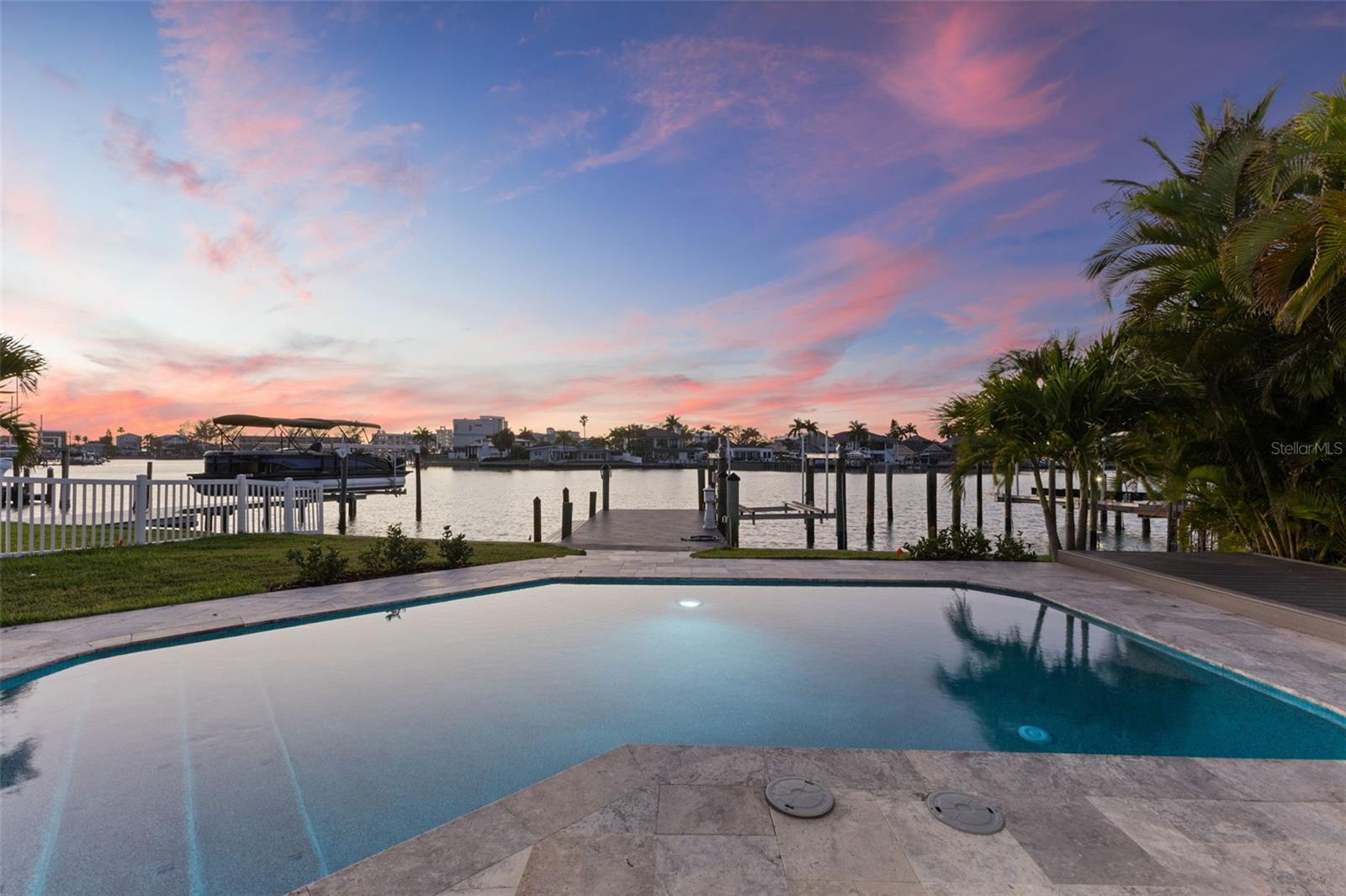 Image 76 of 82 For 10088 Paradise Boulevard