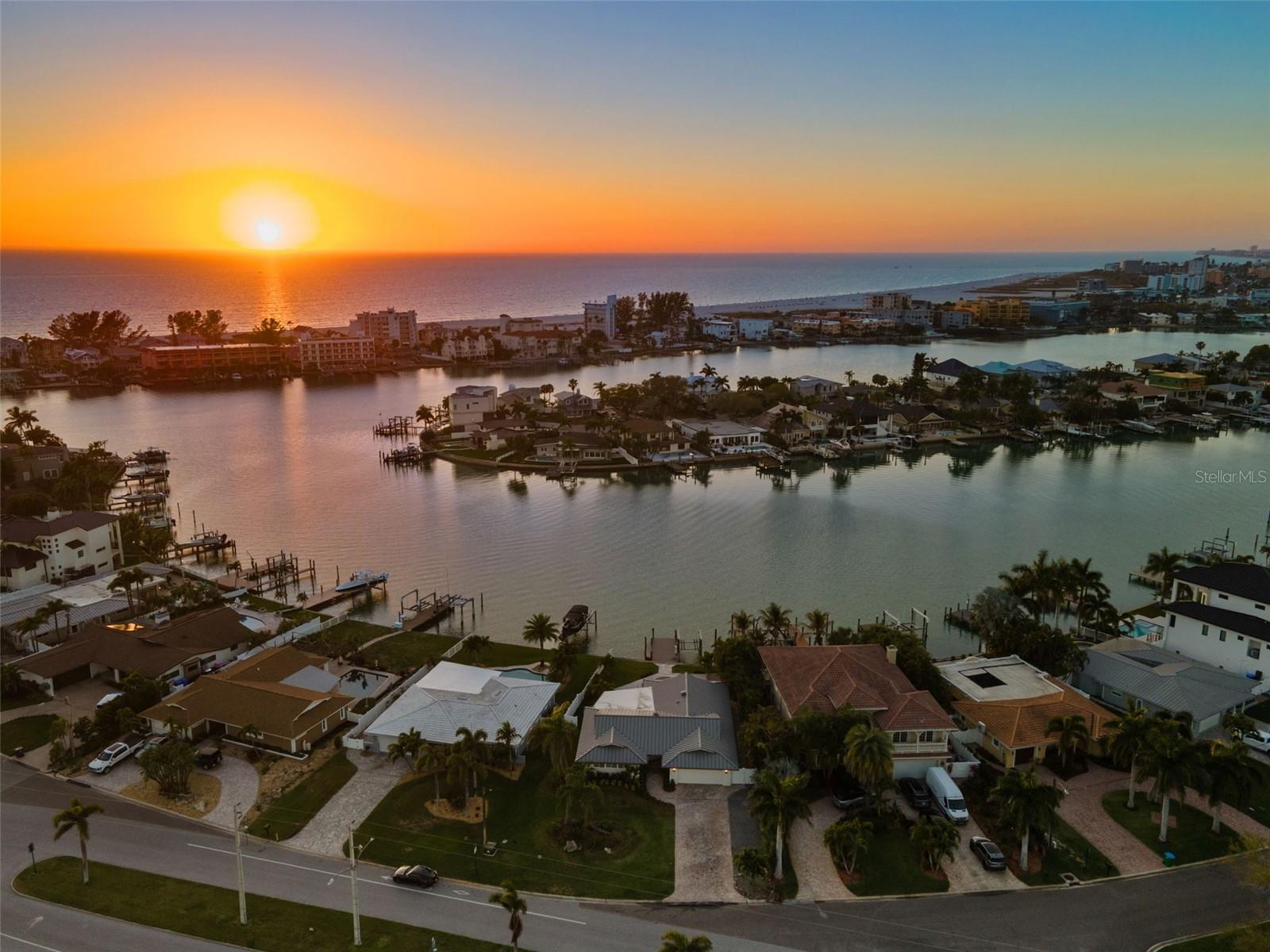 Image 77 of 82 For 10088 Paradise Boulevard