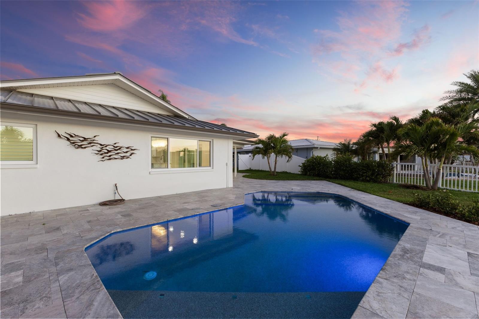 Image 80 of 82 For 10088 Paradise Boulevard