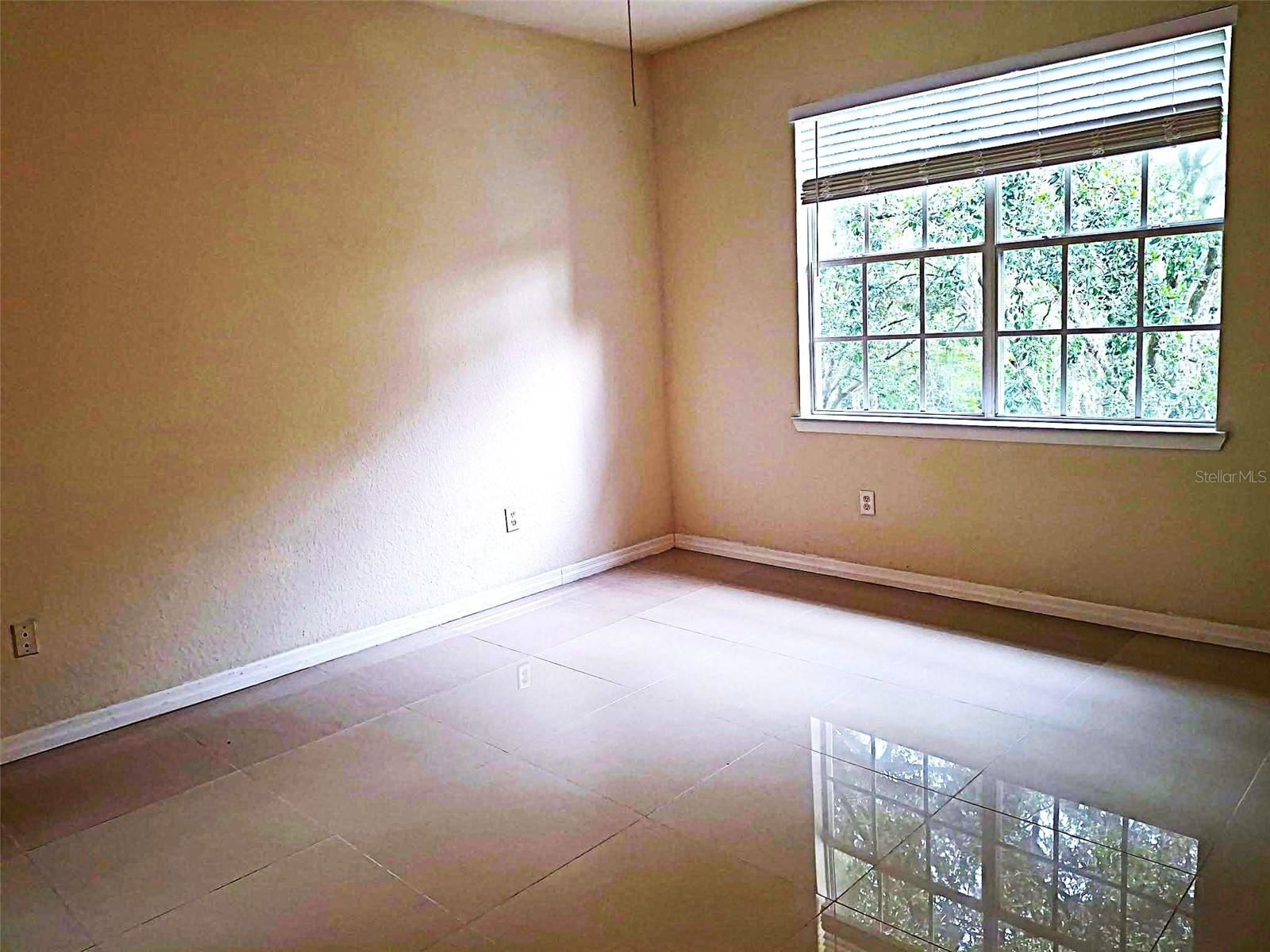 Image 23 of 62 For 13304 Sanctuary Cove Drive 303