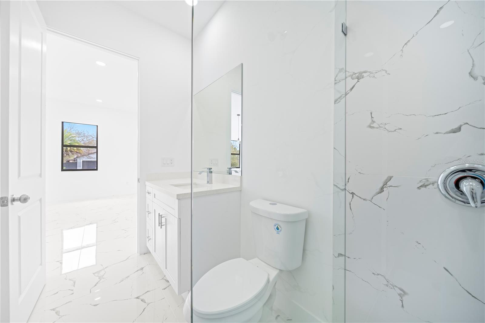 Image 18 of 21 For 326 Louis Avenue