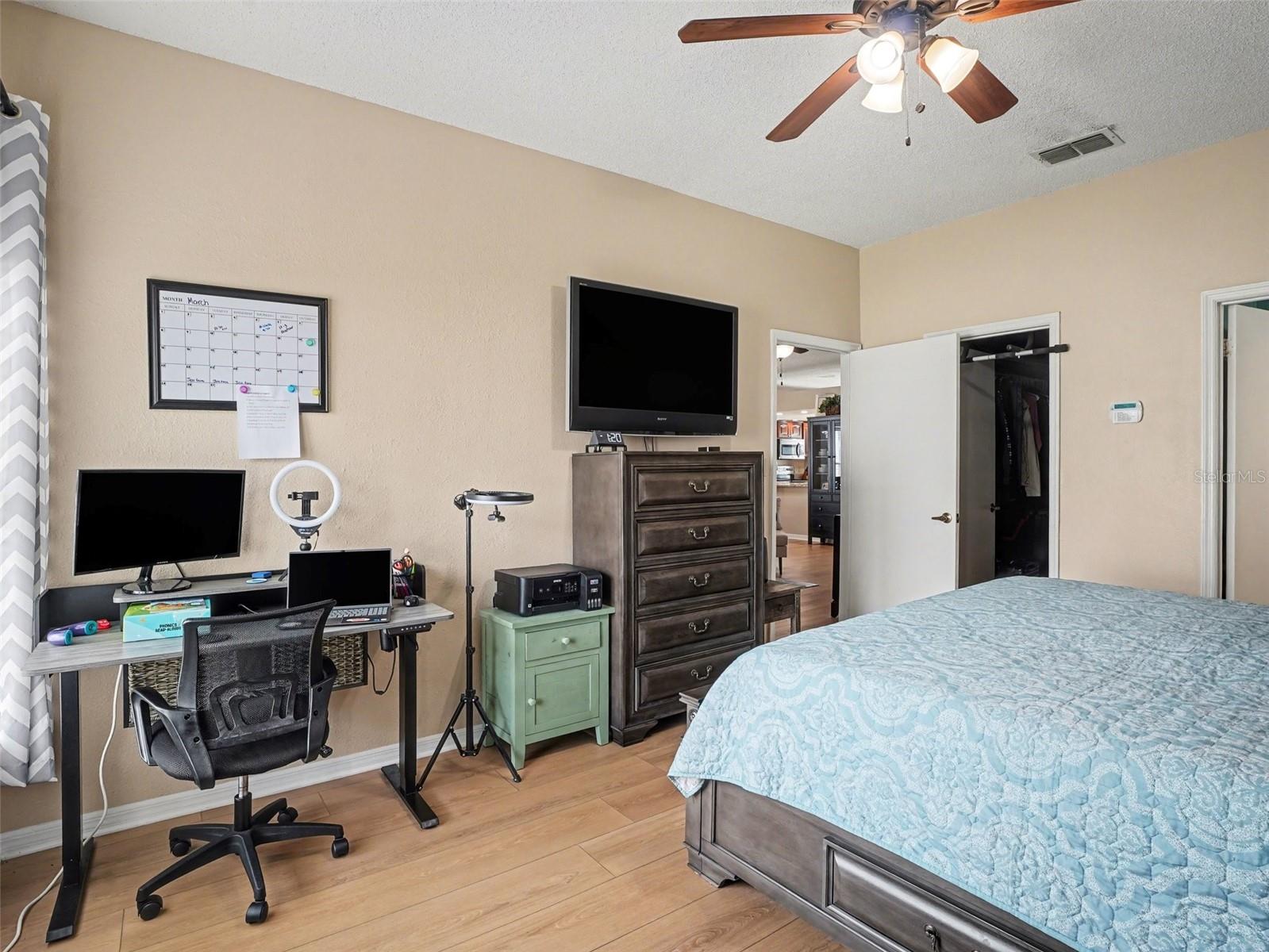 Image 20 of 40 For 5845 Plum Pudding Court