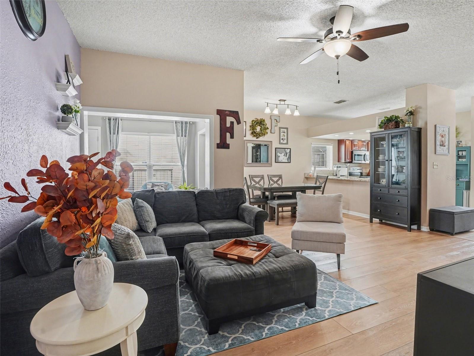 Image 6 of 40 For 5845 Plum Pudding Court