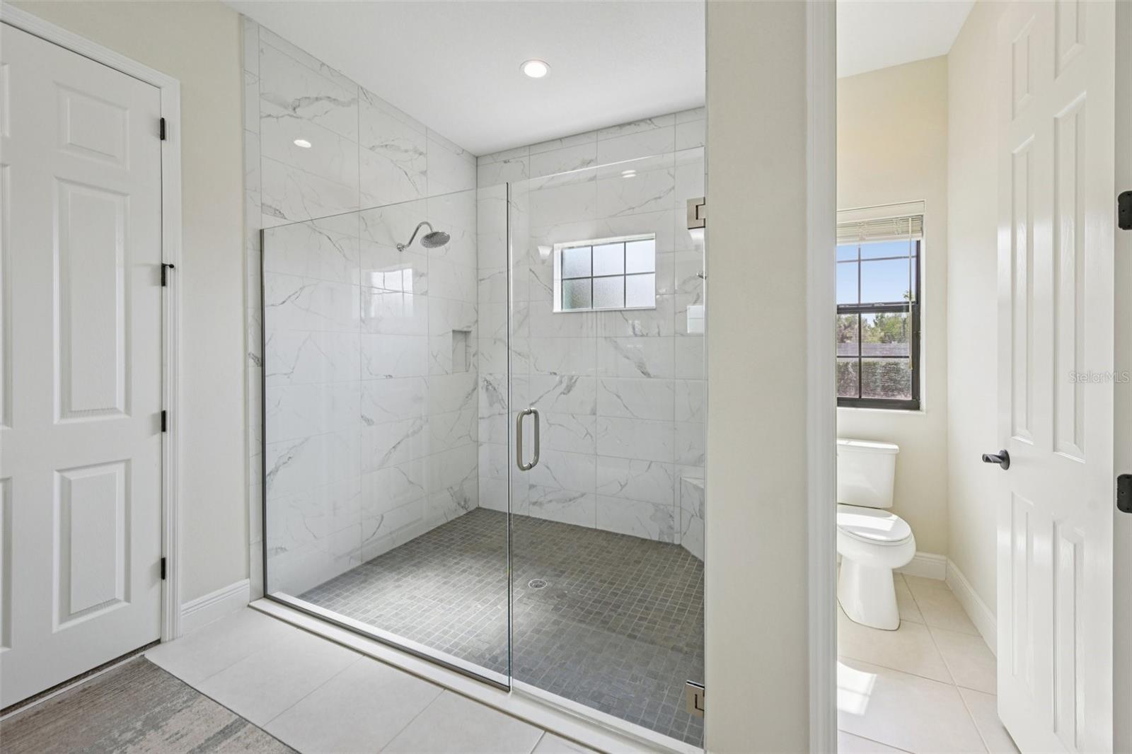 Image 16 of 43 For 14162 Swiss Bridge Drive