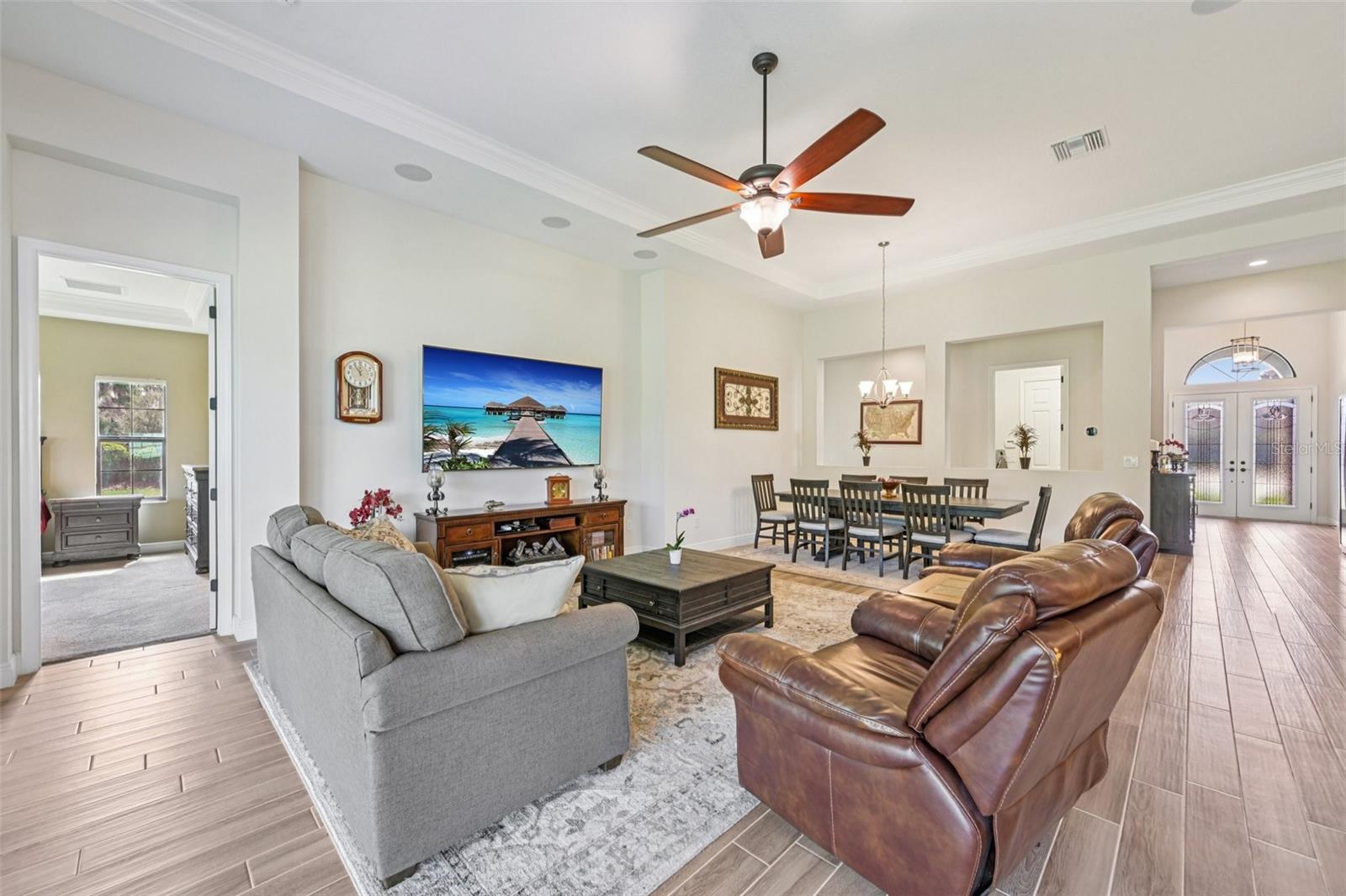 Image 4 of 43 For 14162 Swiss Bridge Drive