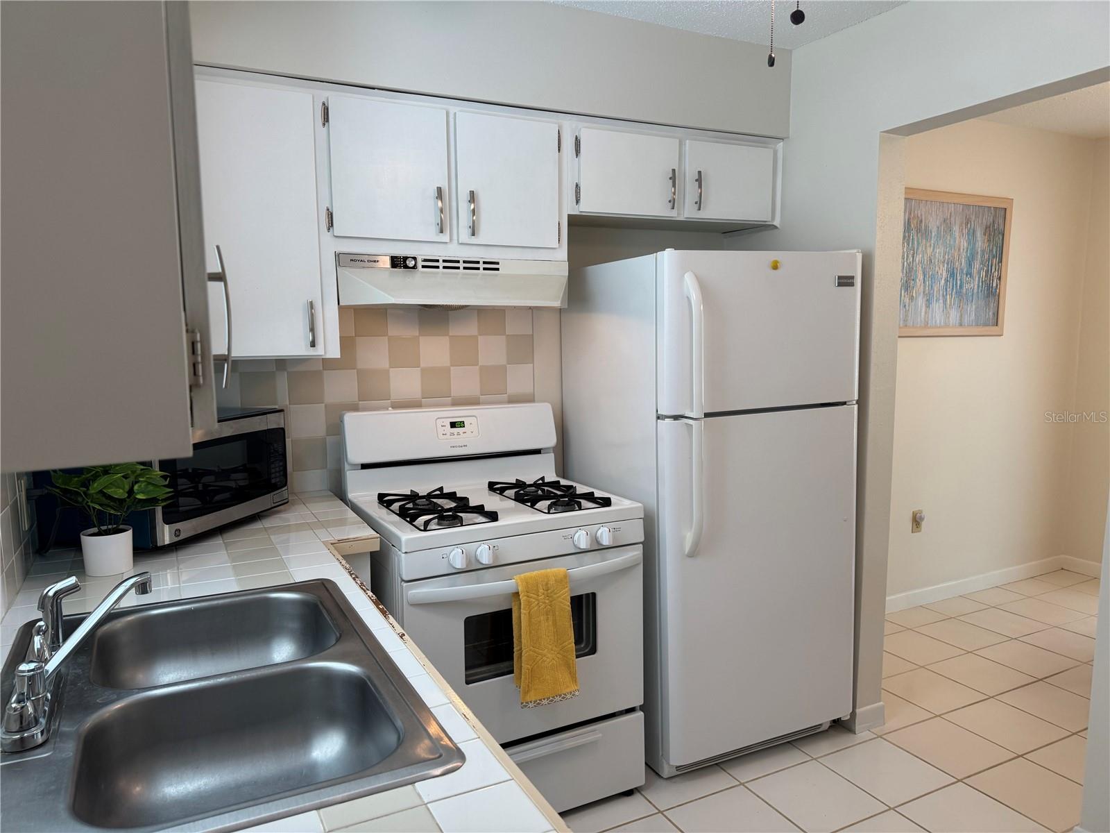 Image 17 of 54 For 5107 Park Lake Drive N