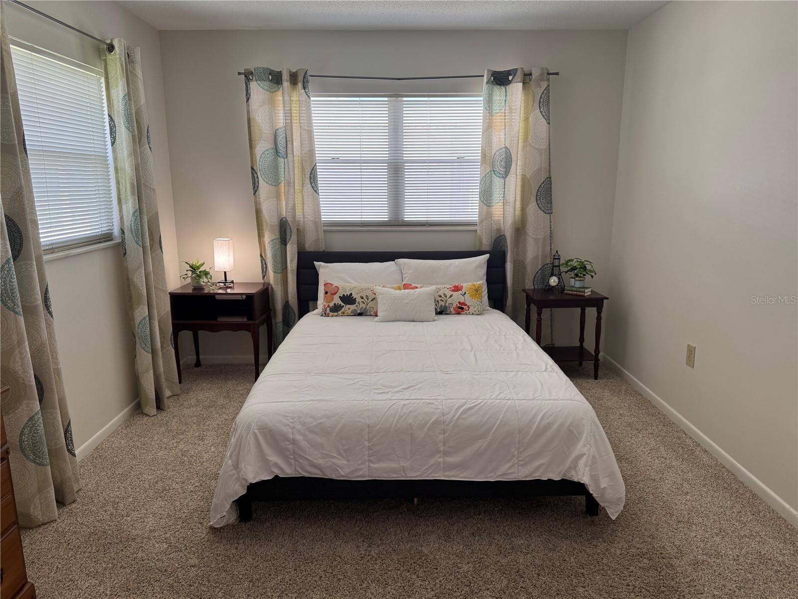 Image 21 of 54 For 5107 Park Lake Drive N