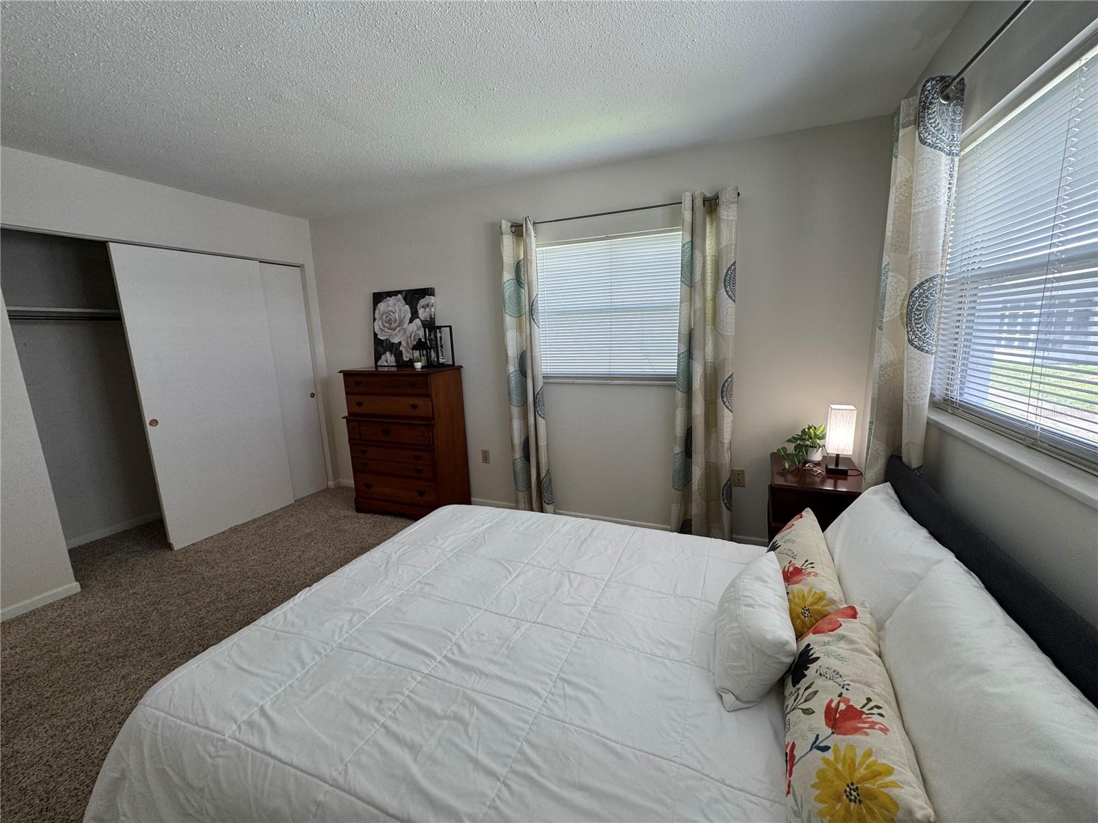 Image 22 of 54 For 5107 Park Lake Drive N