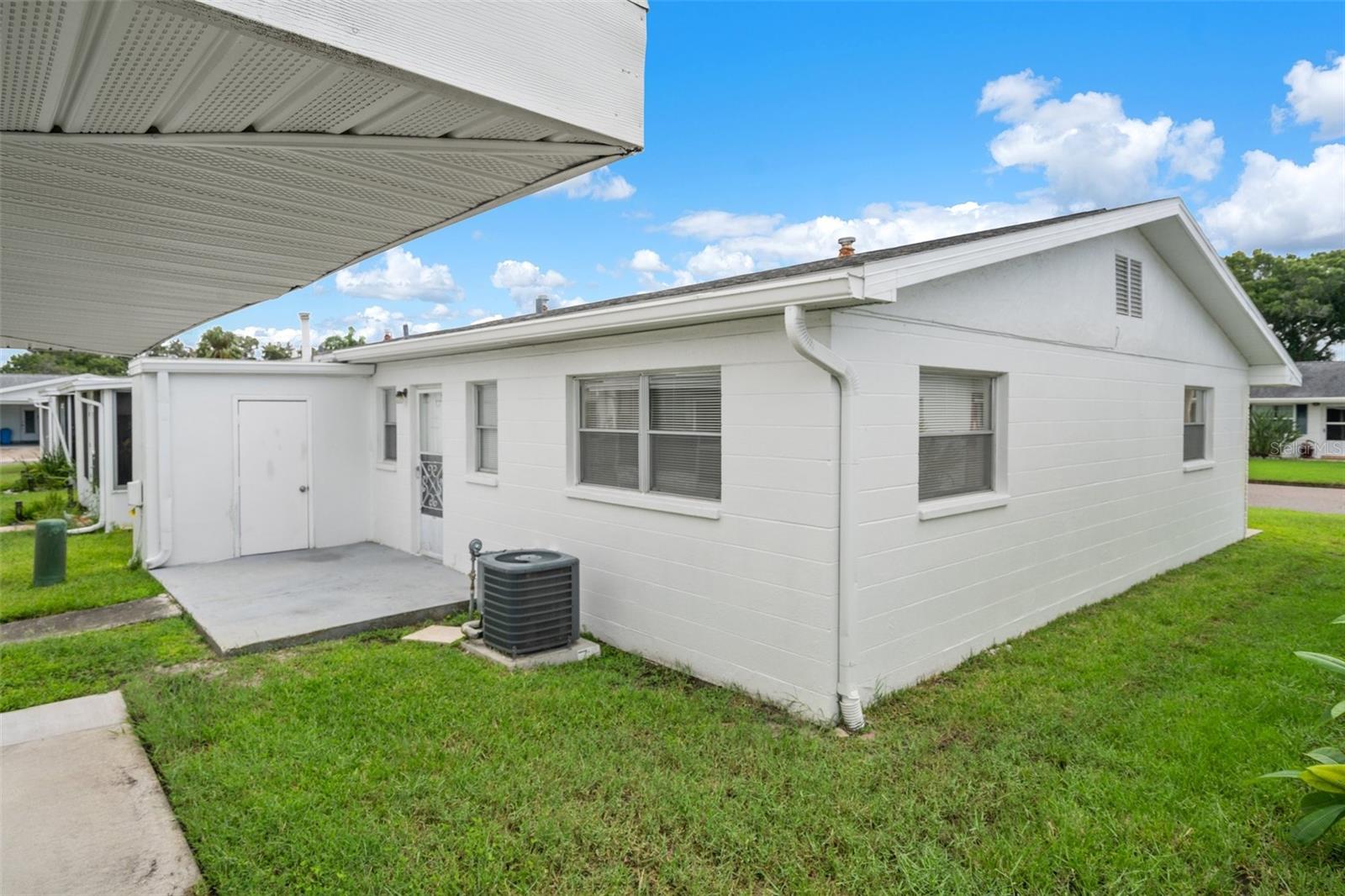 Image 27 of 54 For 5107 Park Lake Drive N