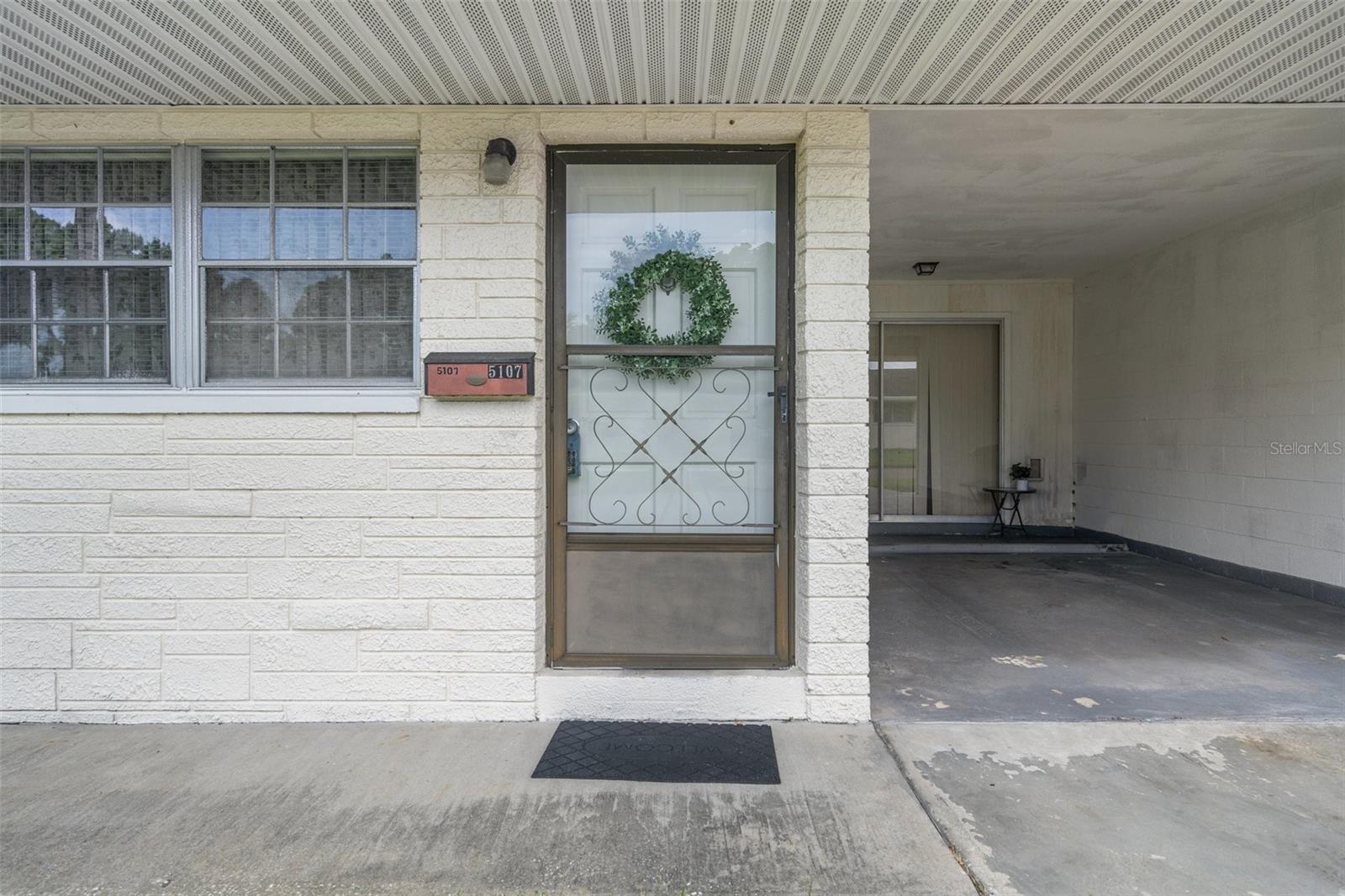 Image 7 of 54 For 5107 Park Lake Drive N