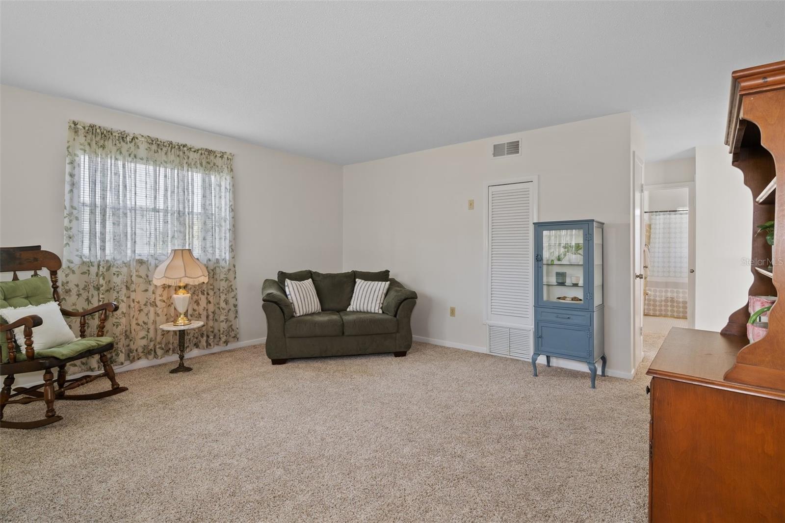 Image 8 of 54 For 5107 Park Lake Drive N