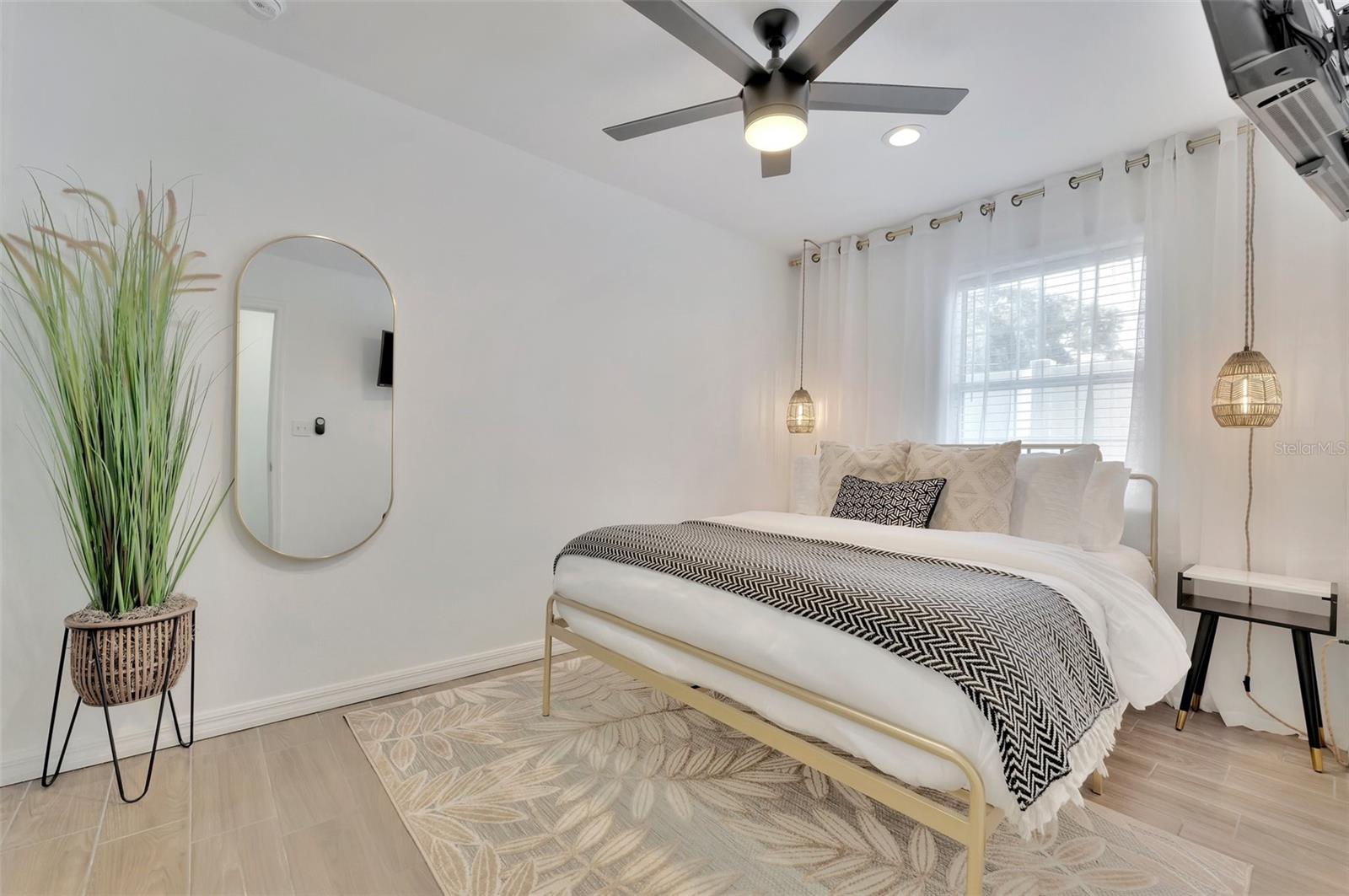 Image 22 of 40 For 700 14th Street Nw