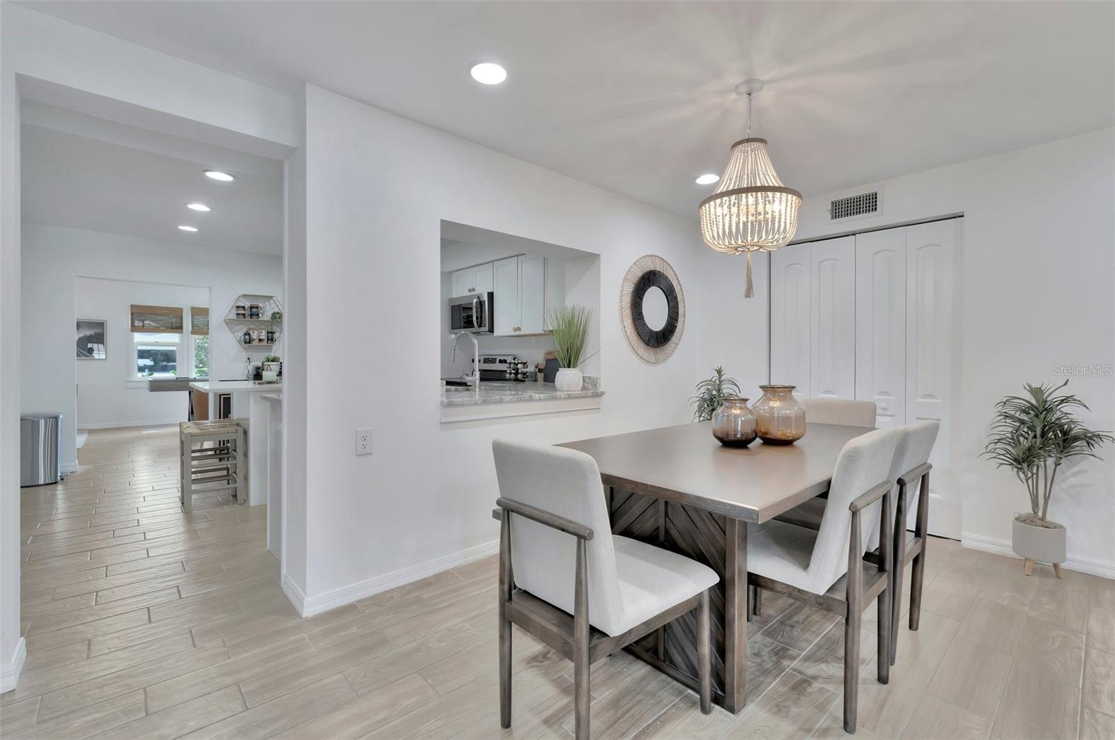 Image 7 of 40 For 700 14th Street Nw