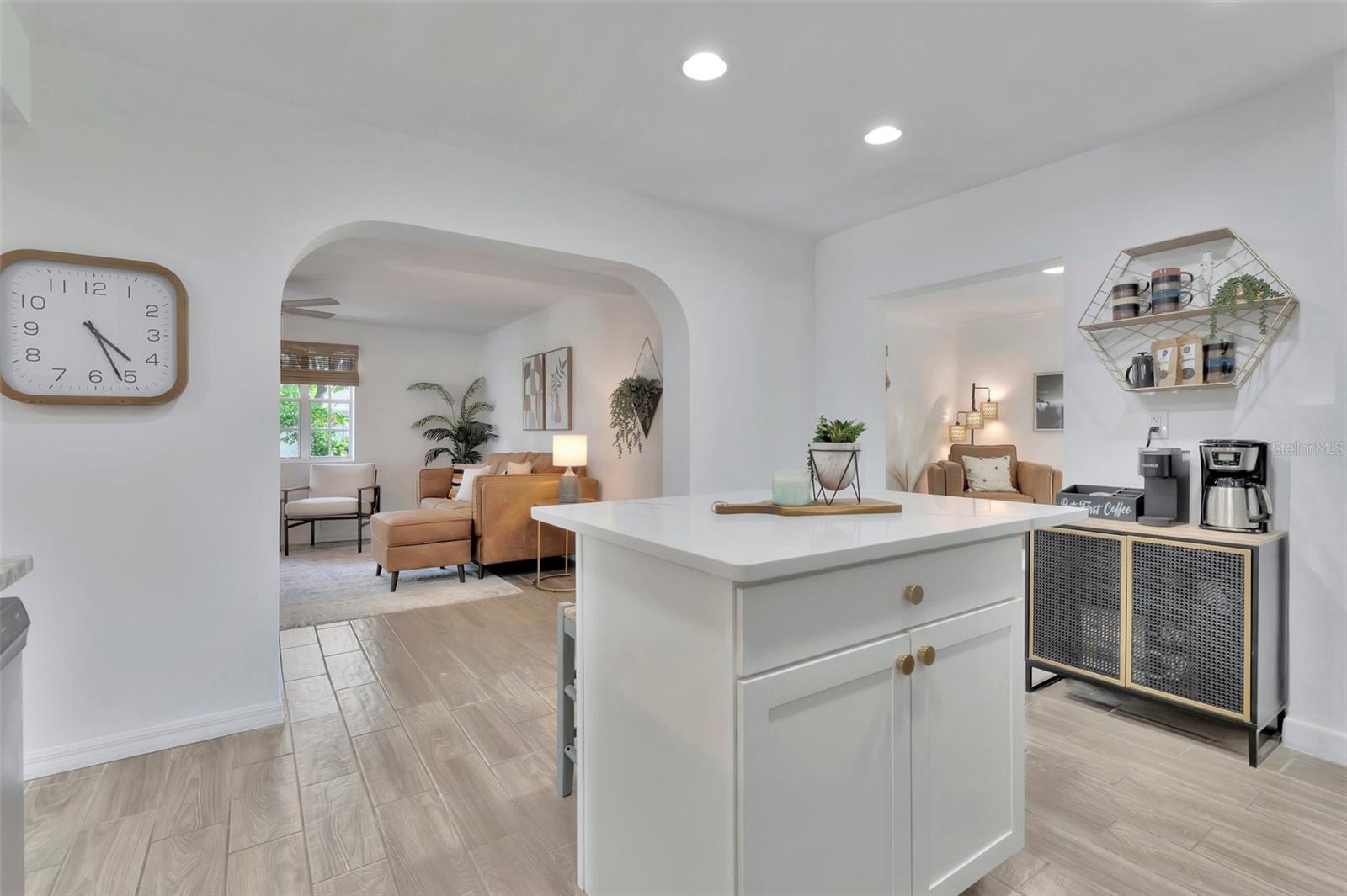 Image 9 of 40 For 700 14th Street Nw