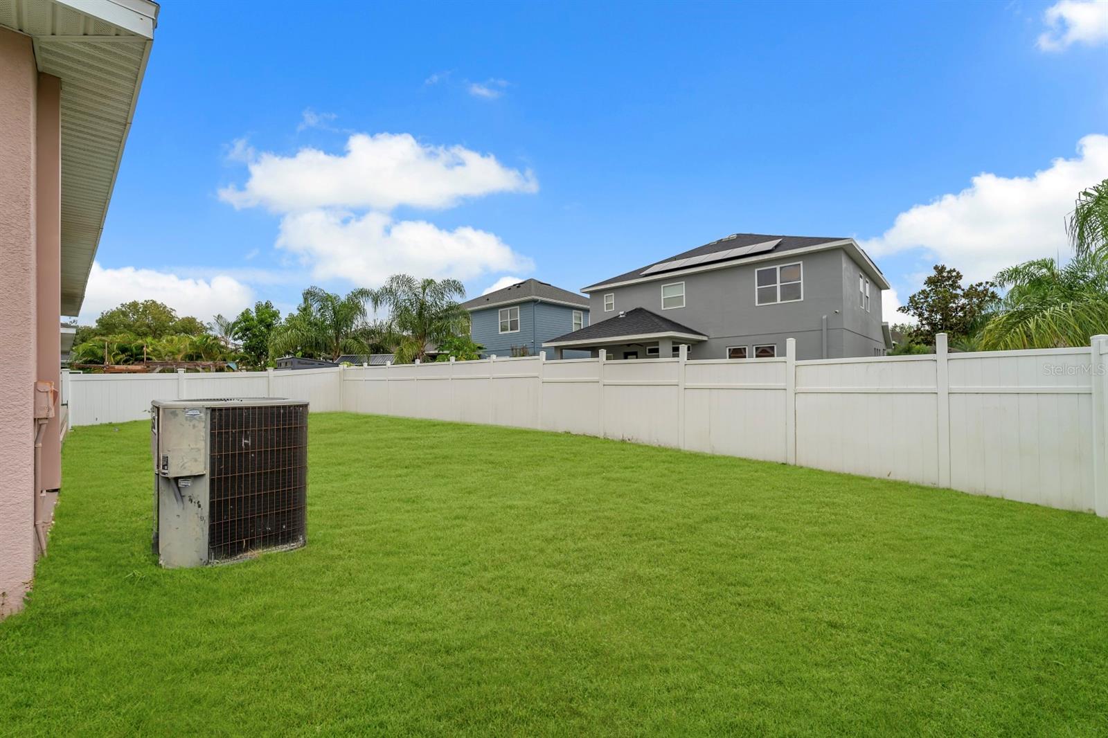 Image 19 of 24 For 7800 Stoney Hill Drive