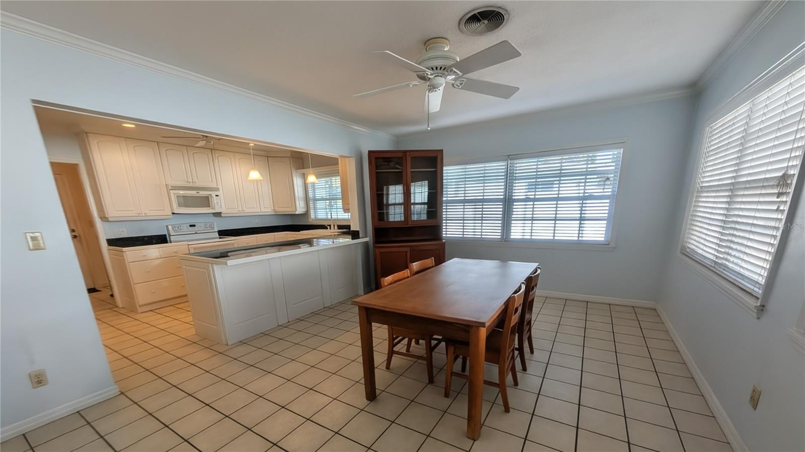 Image 10 of 32 For 5041 Myrtle Lane