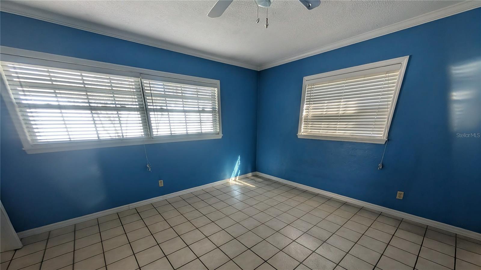 Image 20 of 32 For 5041 Myrtle Lane