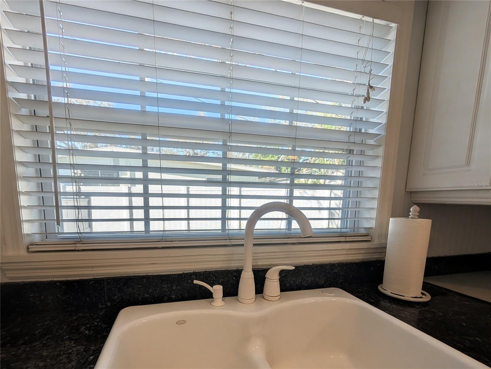 Image 9 of 32 For 5041 Myrtle Lane