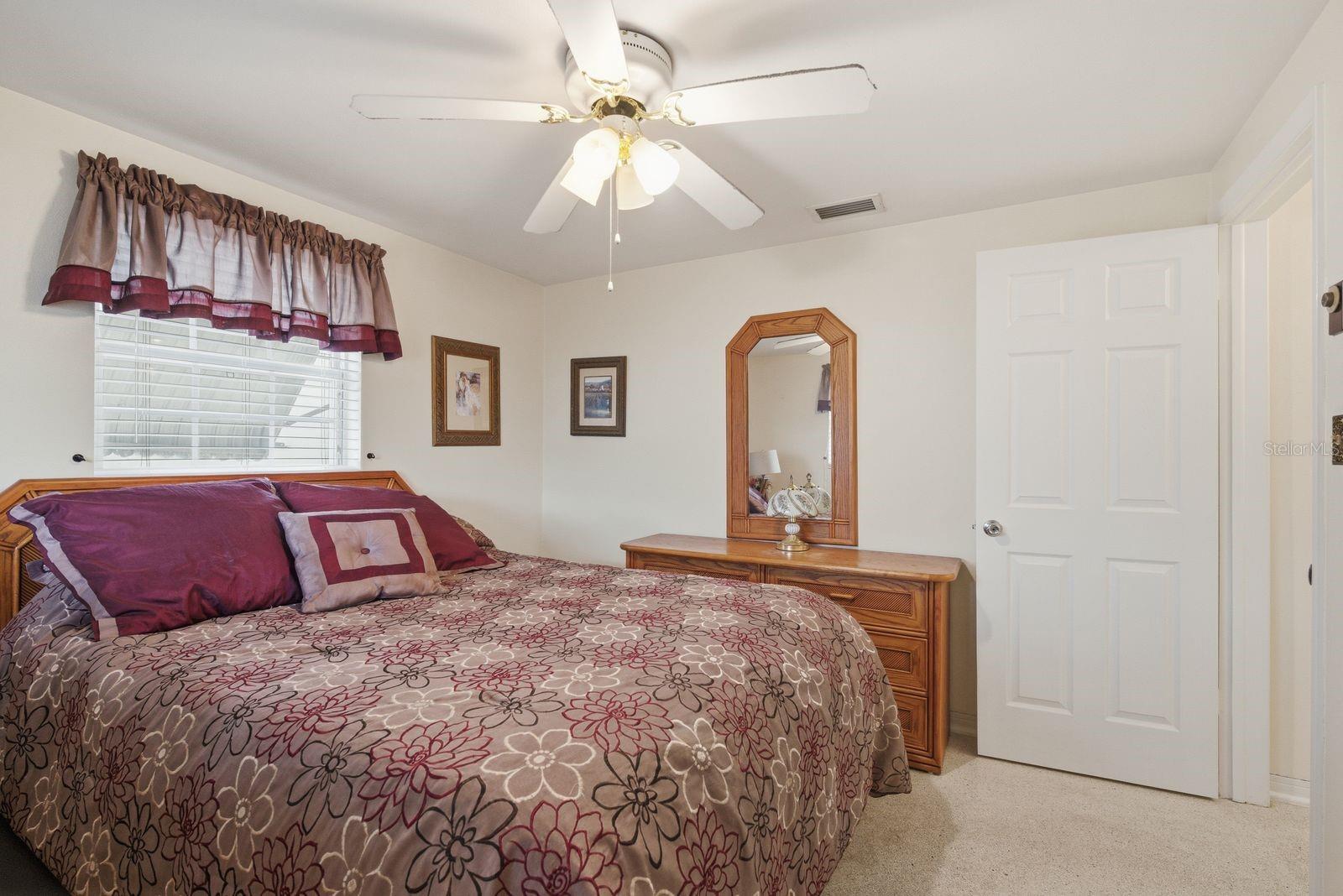 Image 12 of 25 For 5024 Odyssey Avenue