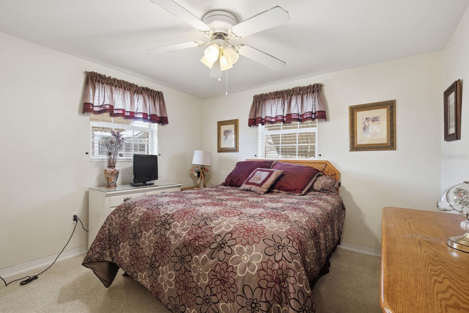 Image 13 of 25 For 5024 Odyssey Avenue