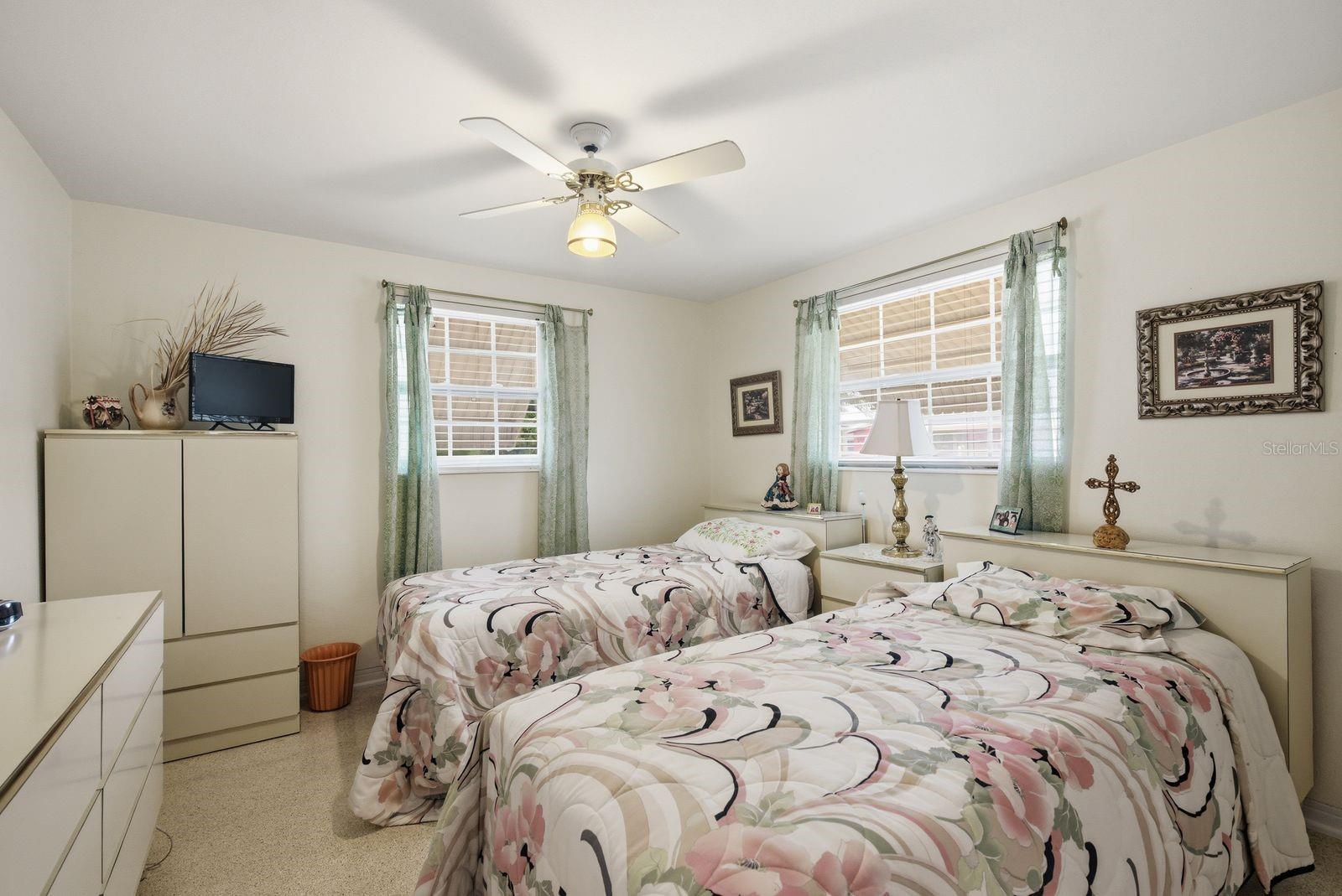 Image 15 of 25 For 5024 Odyssey Avenue