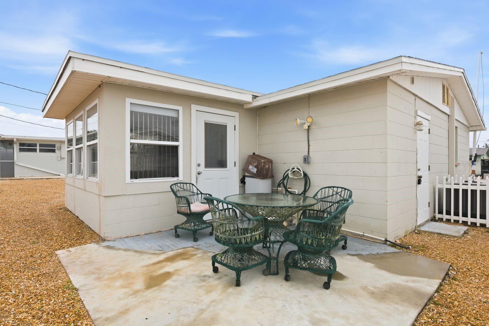 Image 19 of 25 For 5024 Odyssey Avenue